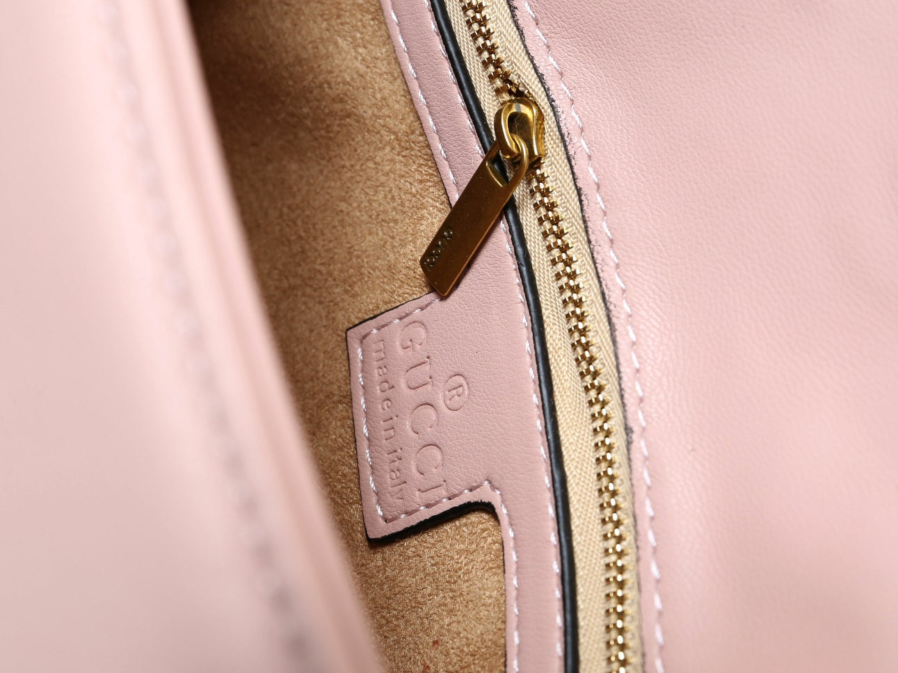Gucci GG Marmont Small Matelassé Shoulder Bag - Dusty Pink