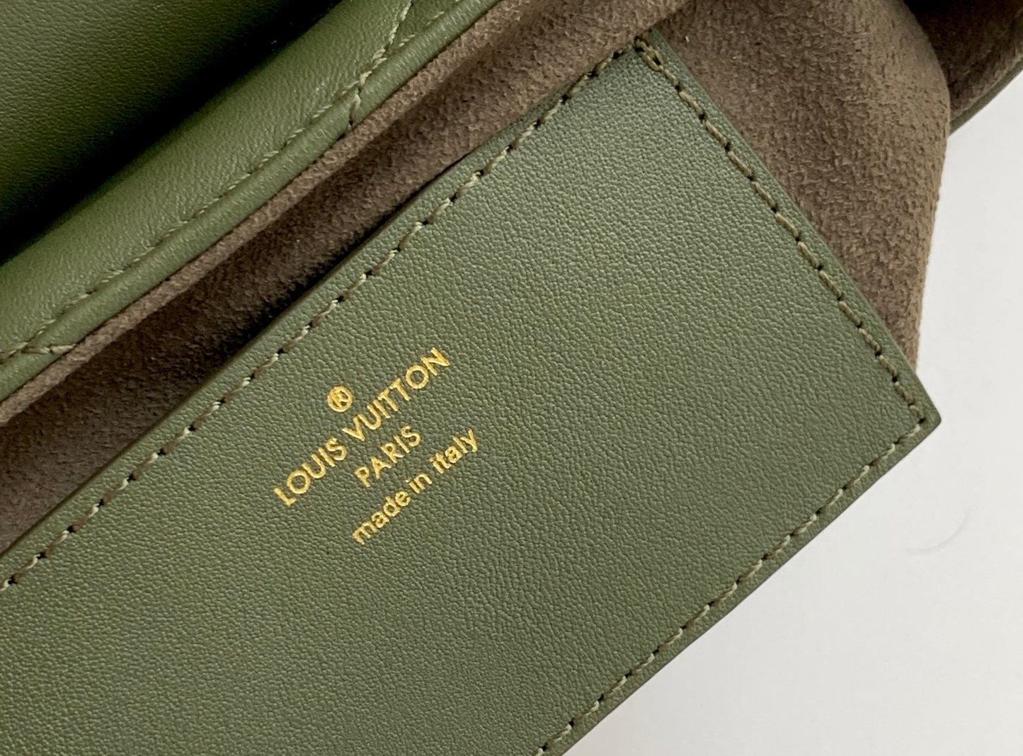 Louis Vuitton New Wave Multi-Pochette Khaki Green Quilted Leather Crossbody Bag