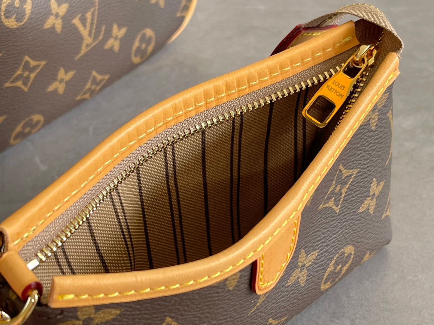 Louis Vuitton Monogram Canvas Graceful MM Hobo Bag with Pouch