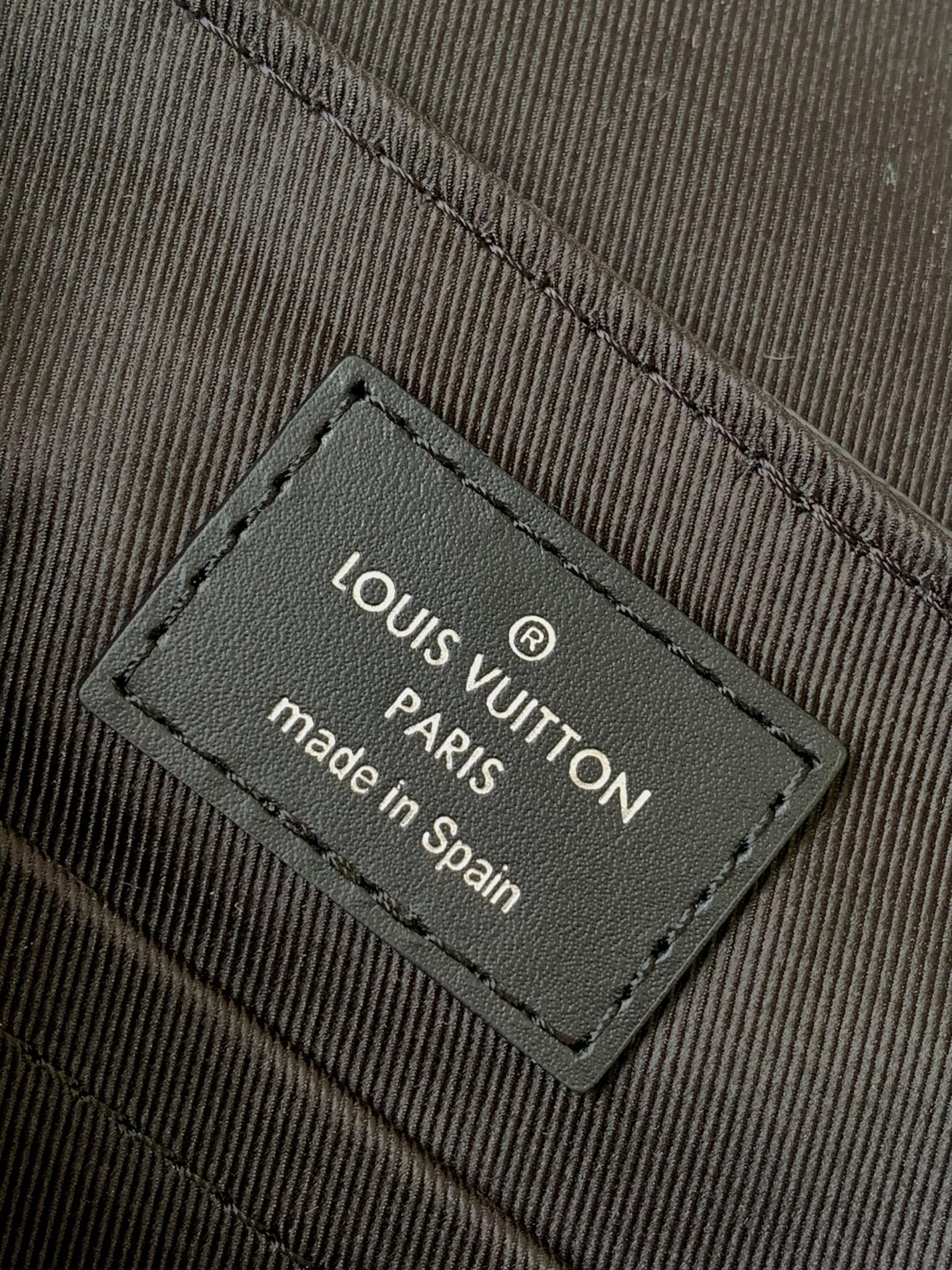 Louis Vuitton District PM Messenger Bag - Monogram Eclipse Canvas