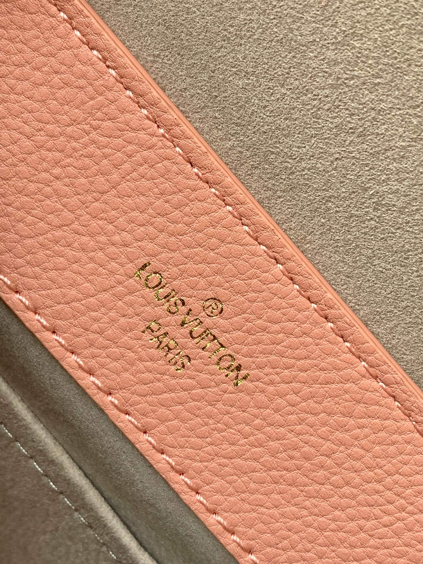 Louis Vuitton Capucines BB Taurillon Leather Handbag - Rose / Gold