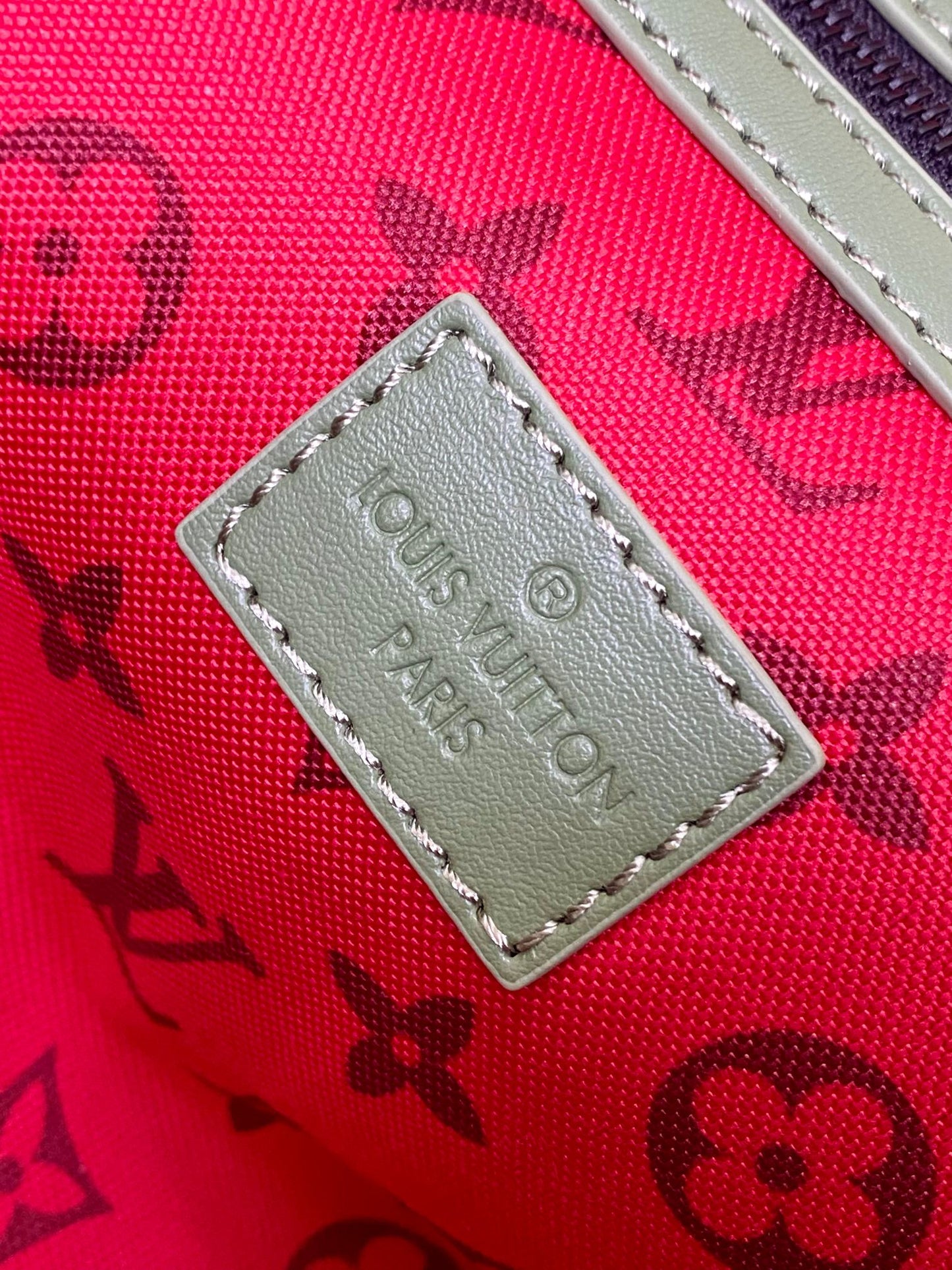 Louis Vuitton Keepall Bandoulière 50 Olive Green Monogram Canvas Duffle Bag