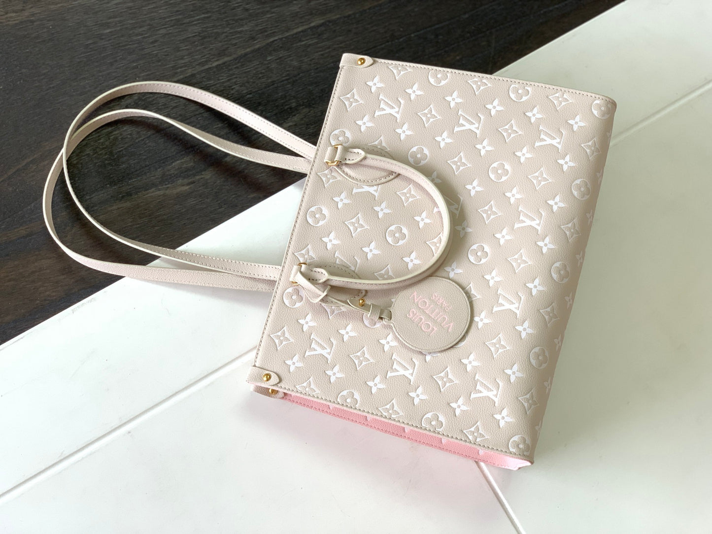 Louis Vuitton OnTheGo MM Monogram Empreinte Leather Tote Bag - Pink