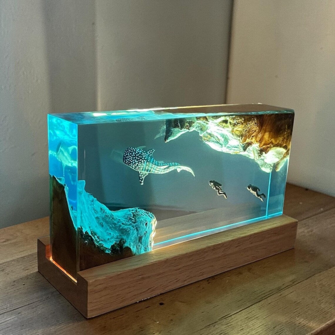 Whale Shark Cube Resin Lamp, Handmade Ocean Night Light, Scuba Diver Collectible, Christmas and Halloween Gift