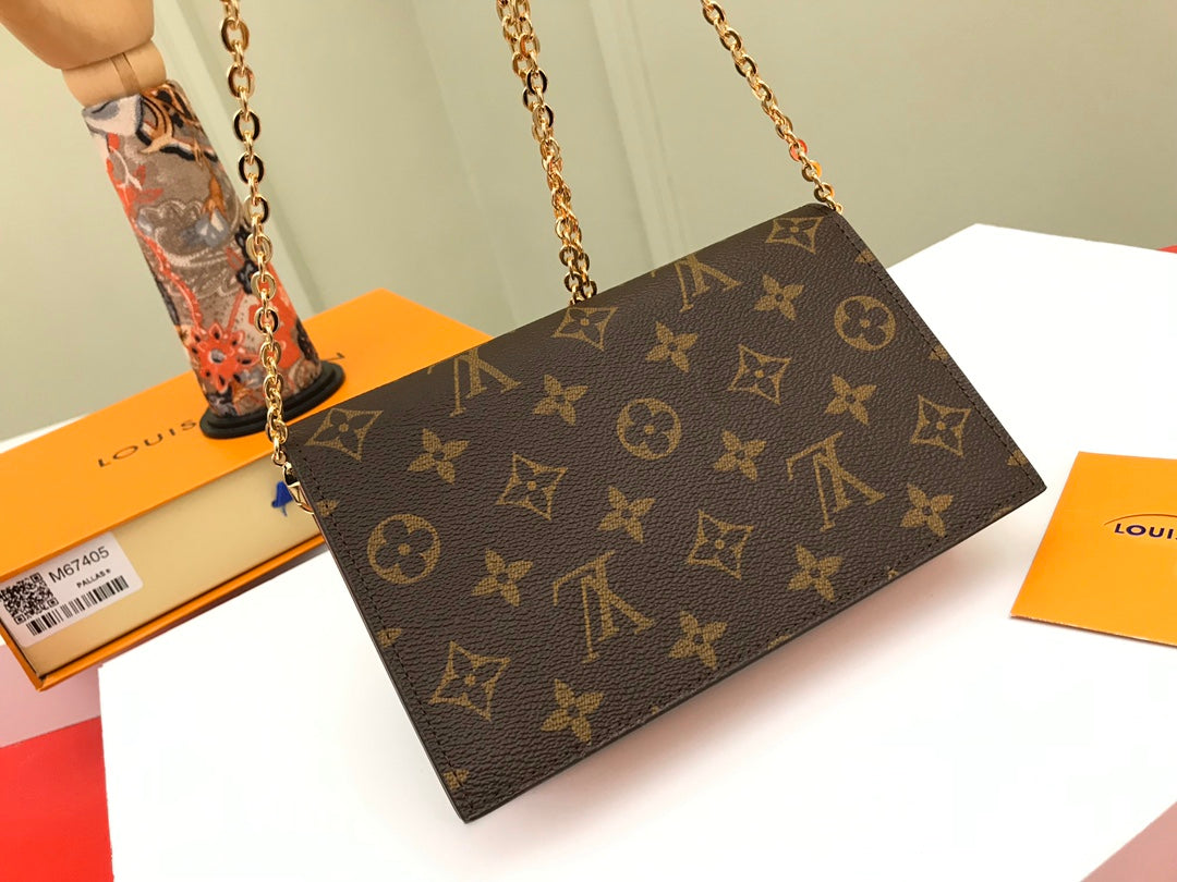 Louis Vuitton Pallas Wallet on Chain Monogram Canvas & Rose Ballerine Pink