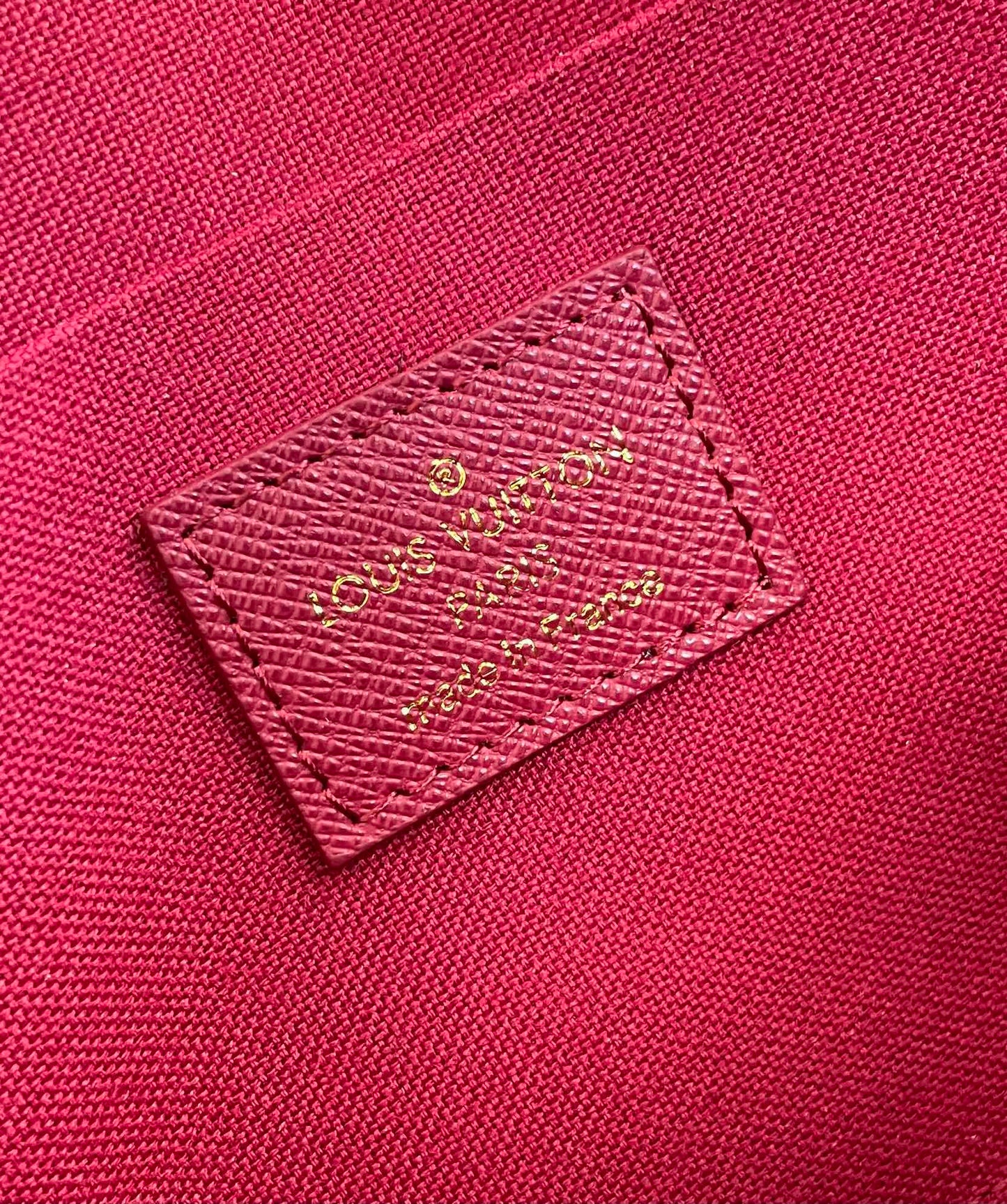 Elegant Monogram Canvas Chain Crossbody Bag for Women