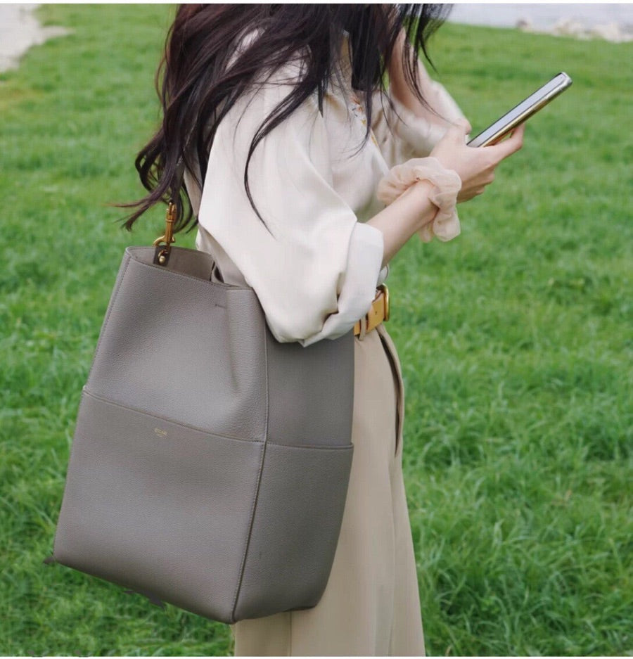 Women's Large Minimalist Shoulder Tote Bag - Grey Taupe Fashion Handbag
