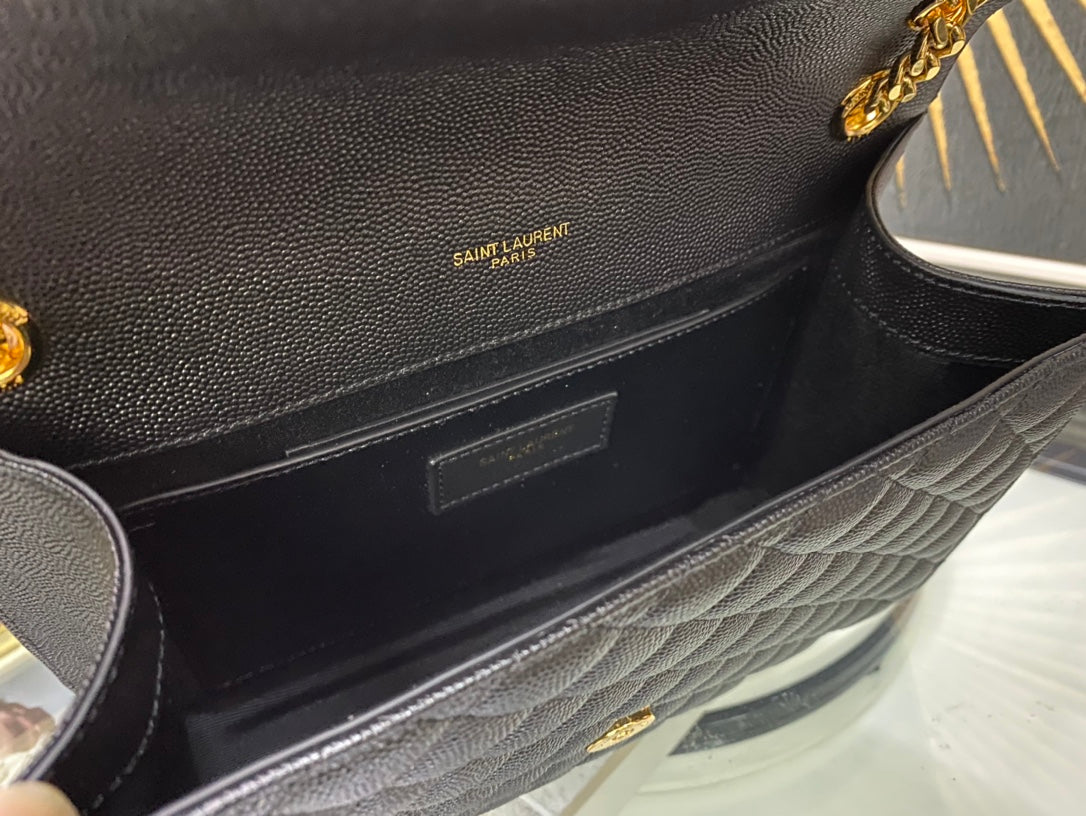 Saint Laurent Medium Envelope Bag in Mix Matelassé Grain de Poudre Leather - Black