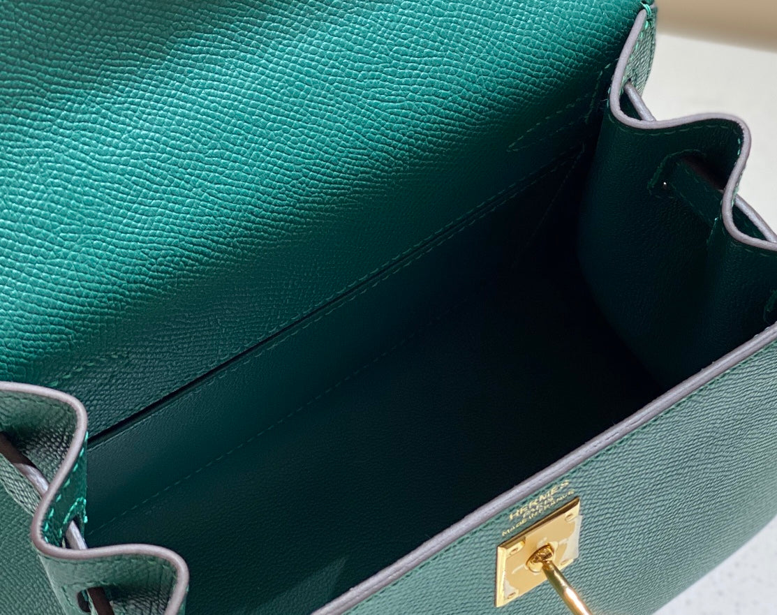 Hermès Kelly II Sellier 20 Mini Malachite Epsom Gold Hardware Handbag