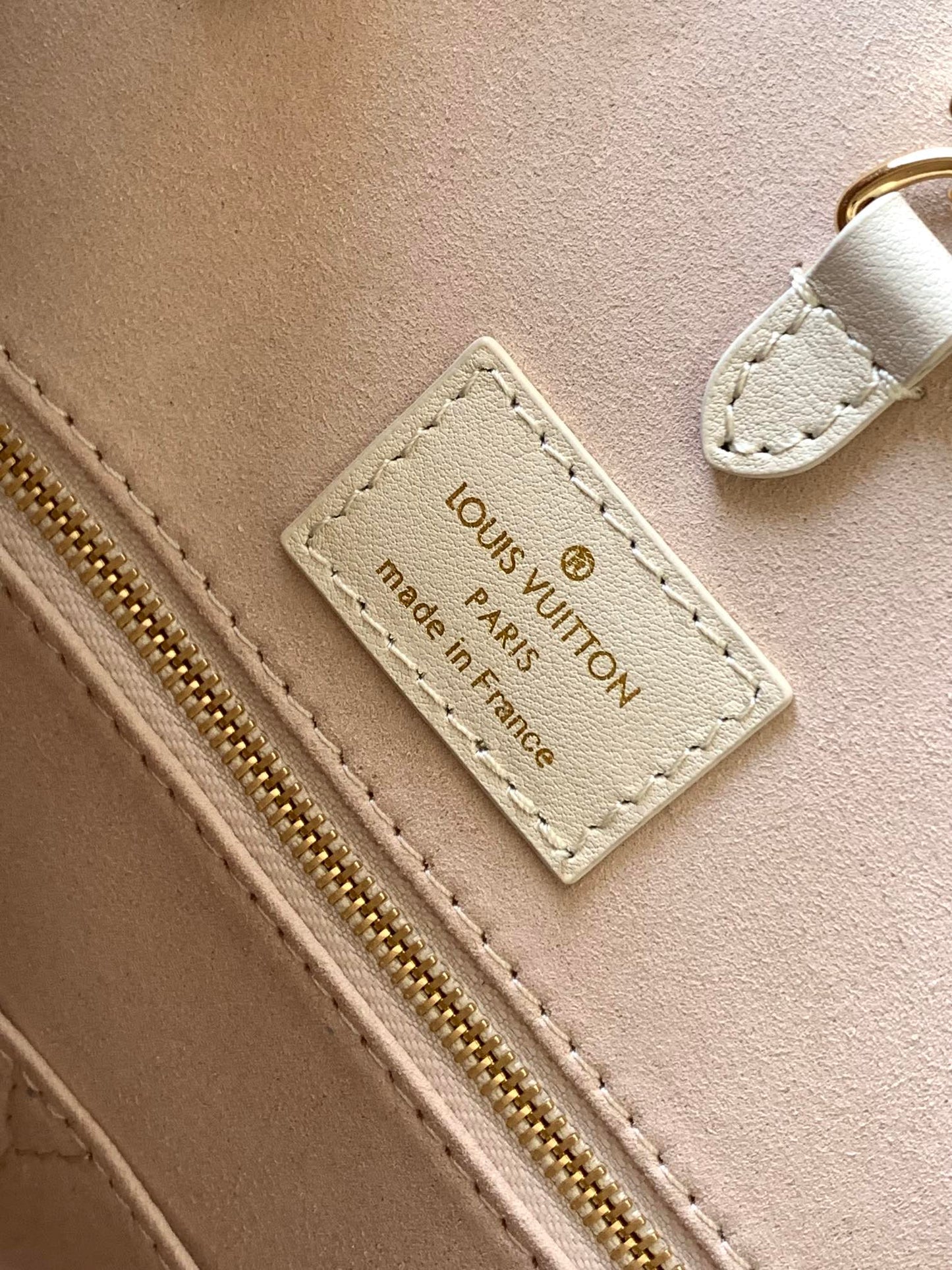 Louis Vuitton Women's OnTheGo MM Monogram Empreinte Leather Tote Bag - Cream/Pink