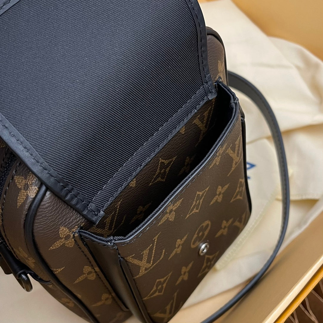 Louis Vuitton Amazon Messenger Bag Monogram Macassar Canvas - Brown/Black