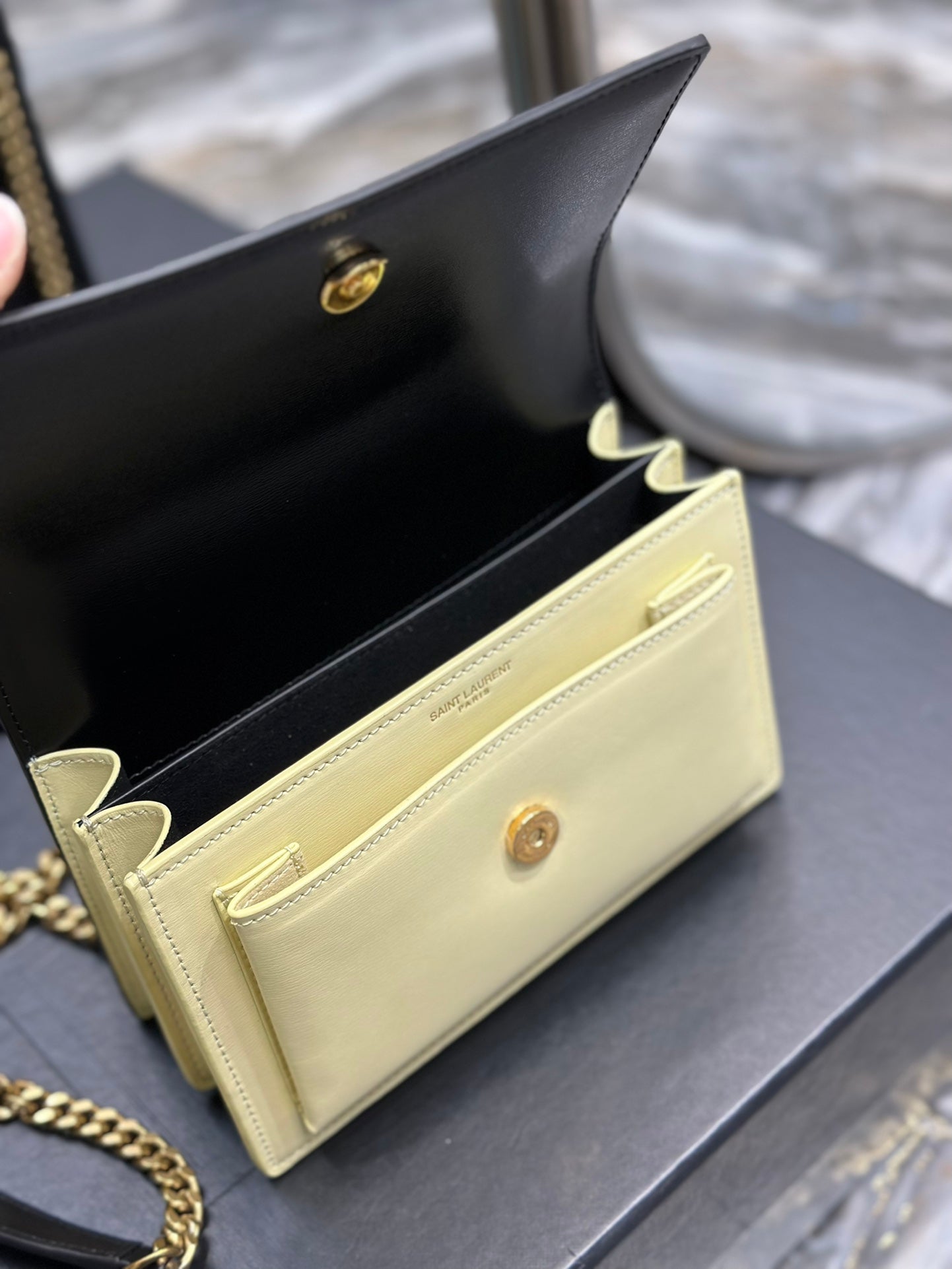Saint Laurent Sunset Medium Chain Shoulder Bag - Black & Yellow Leather