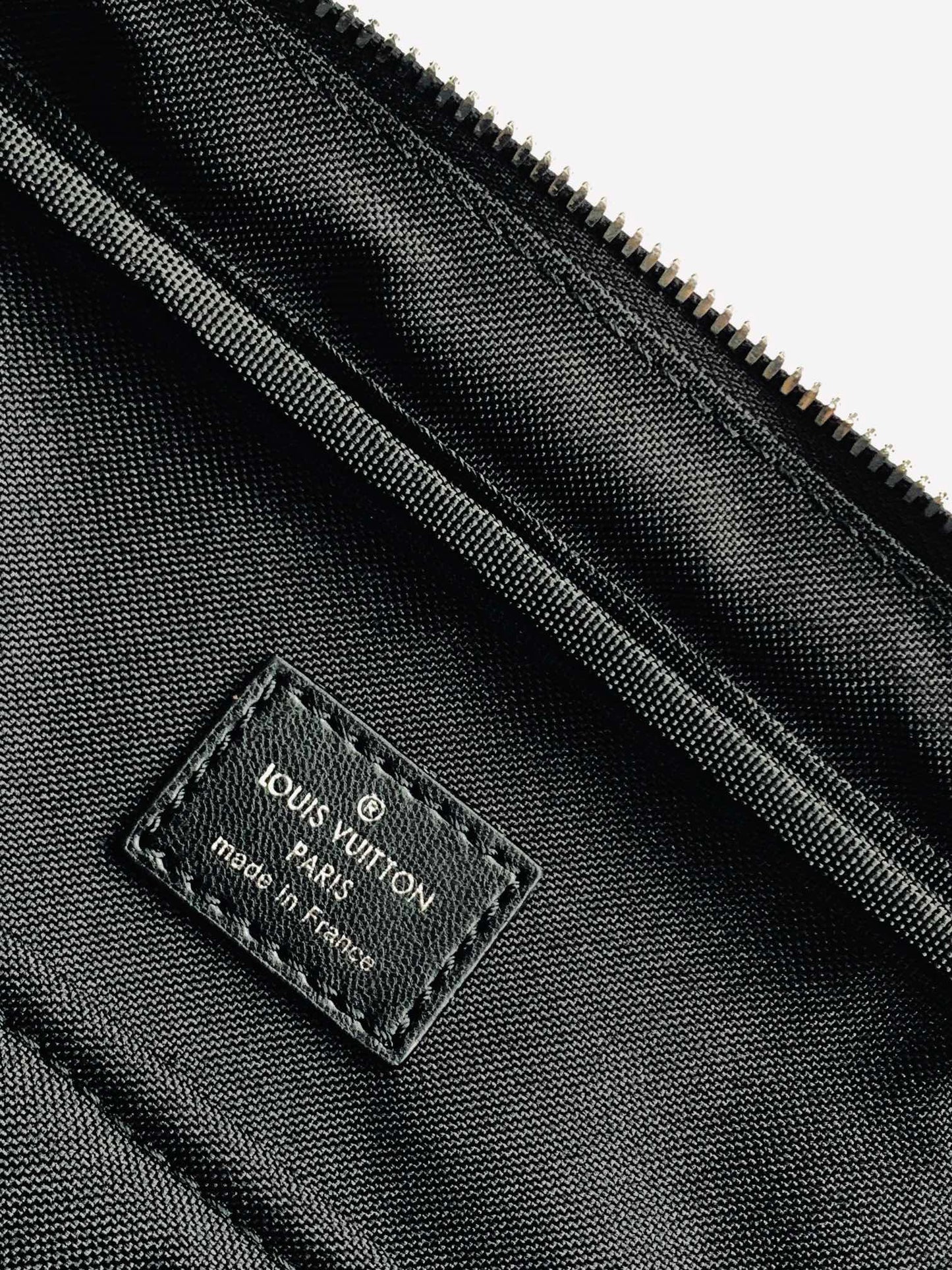 Men's Luxury Black Leather Briefcase - Professional Business Bag with Checkered Pattern