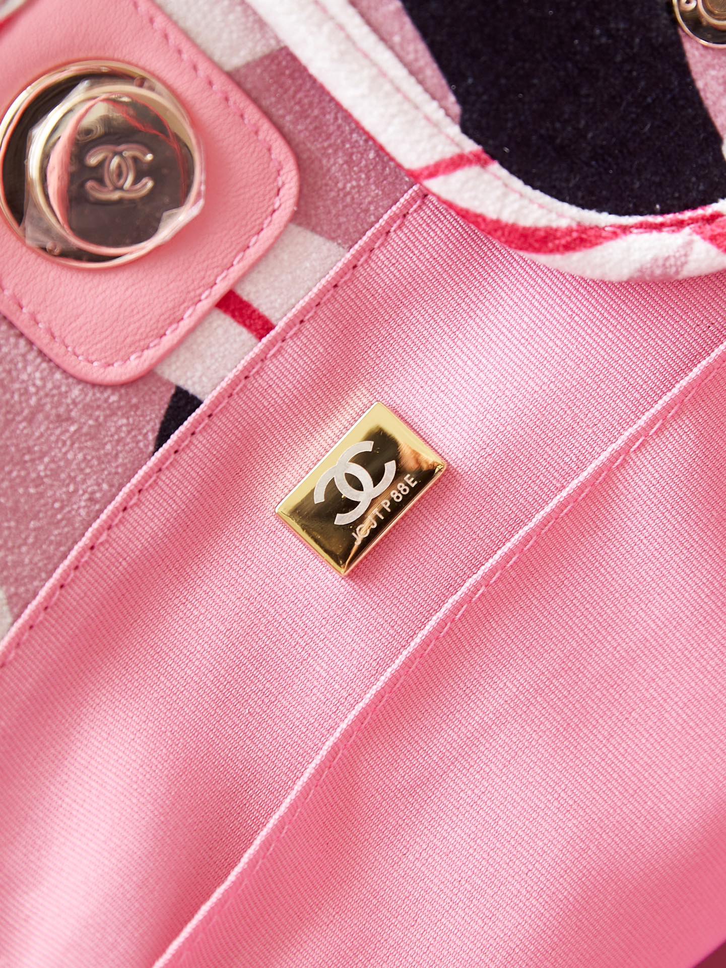 Pink Floral Graphic Pattern Tote Bag with CC Logo Charm and Twin Handles