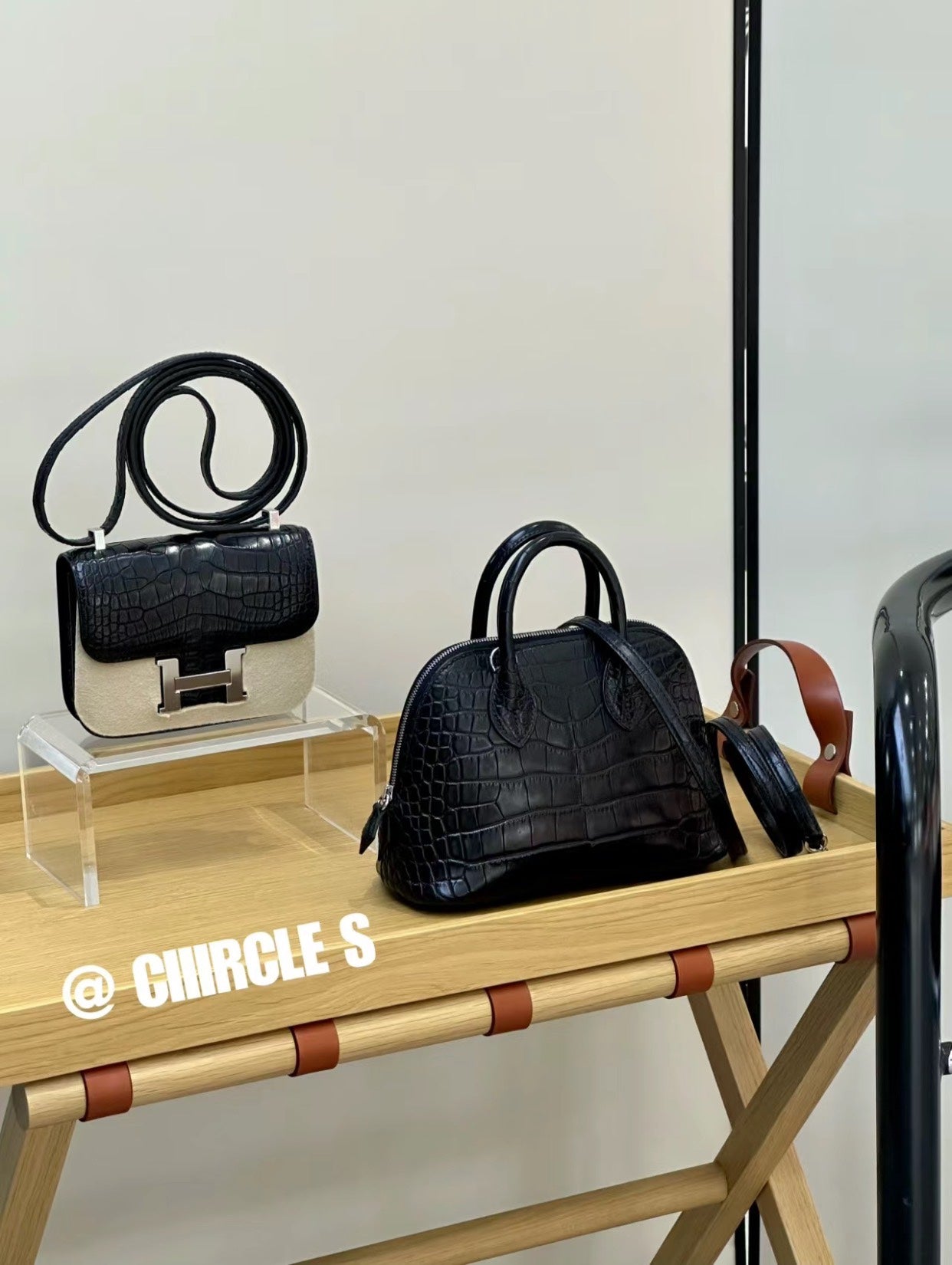 Luxury Vintage Black Crocodile Embossed Handbag Set - Flap & Dome Silhouettes