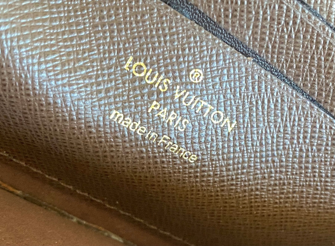 Louis Vuitton Monogram Favorite PM Bag with Gold Chain Strap
