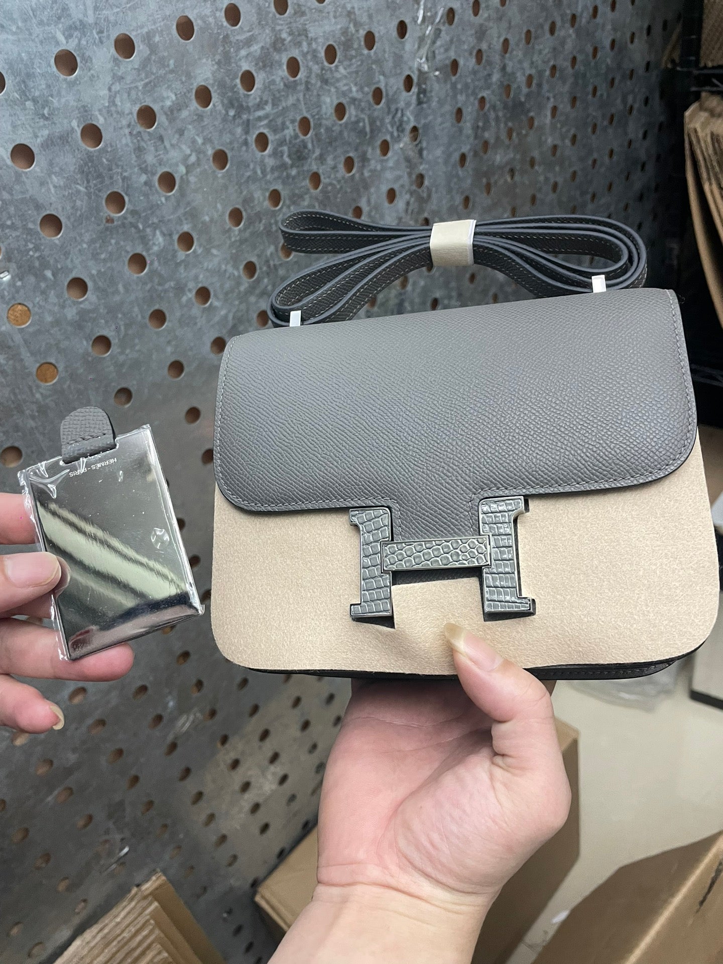 Elegant Two-Tone H-Buckle Small Crossbody Shoulder Bag for Women