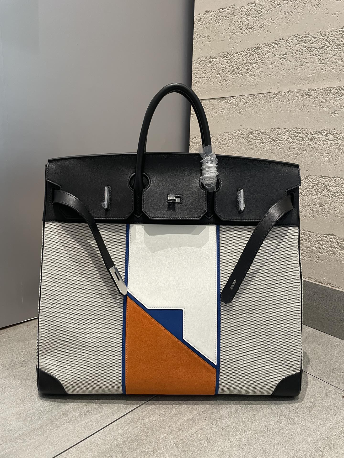 Luxury Canvas and Leather Large Tote Bag - Multicolor Geometric Design