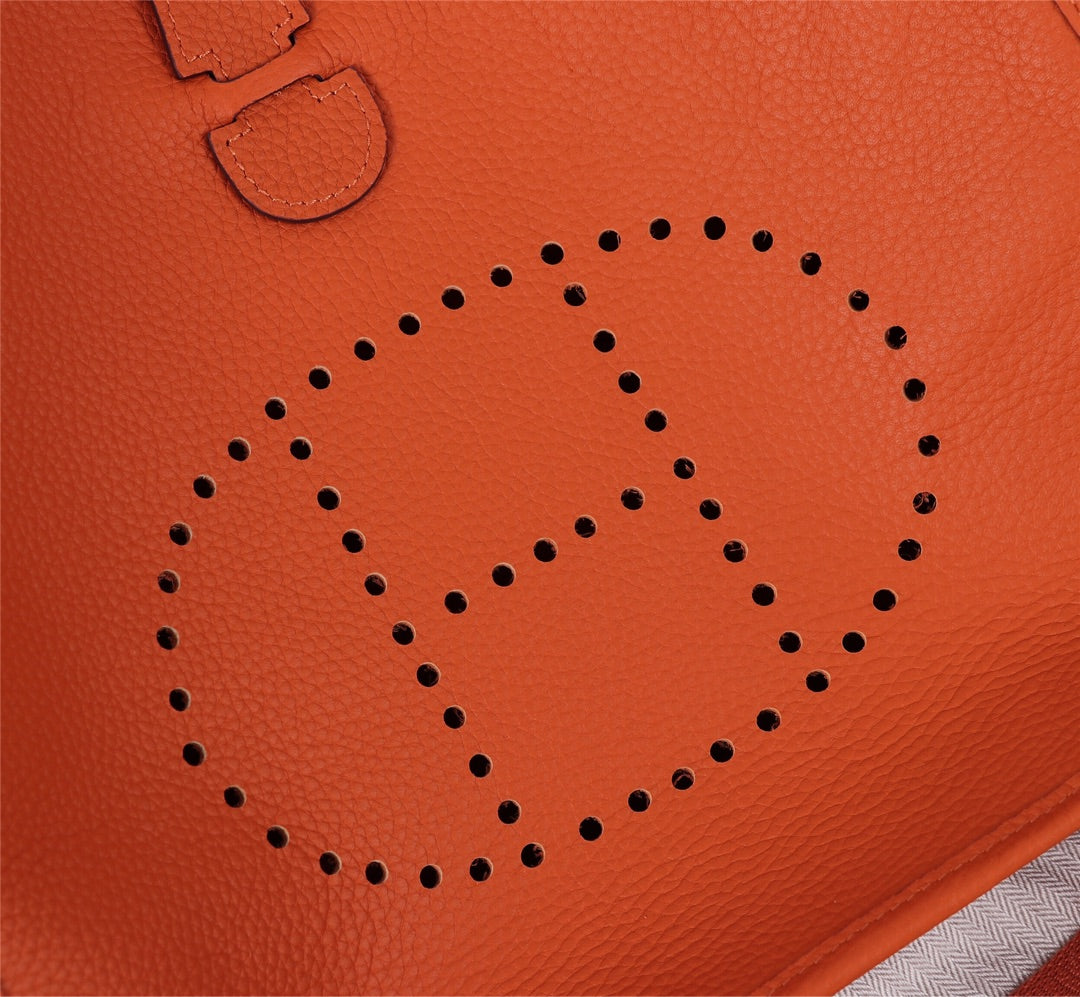 Hermès Evelyne III 29 PM Clemence Leather Shoulder Bag - Orange