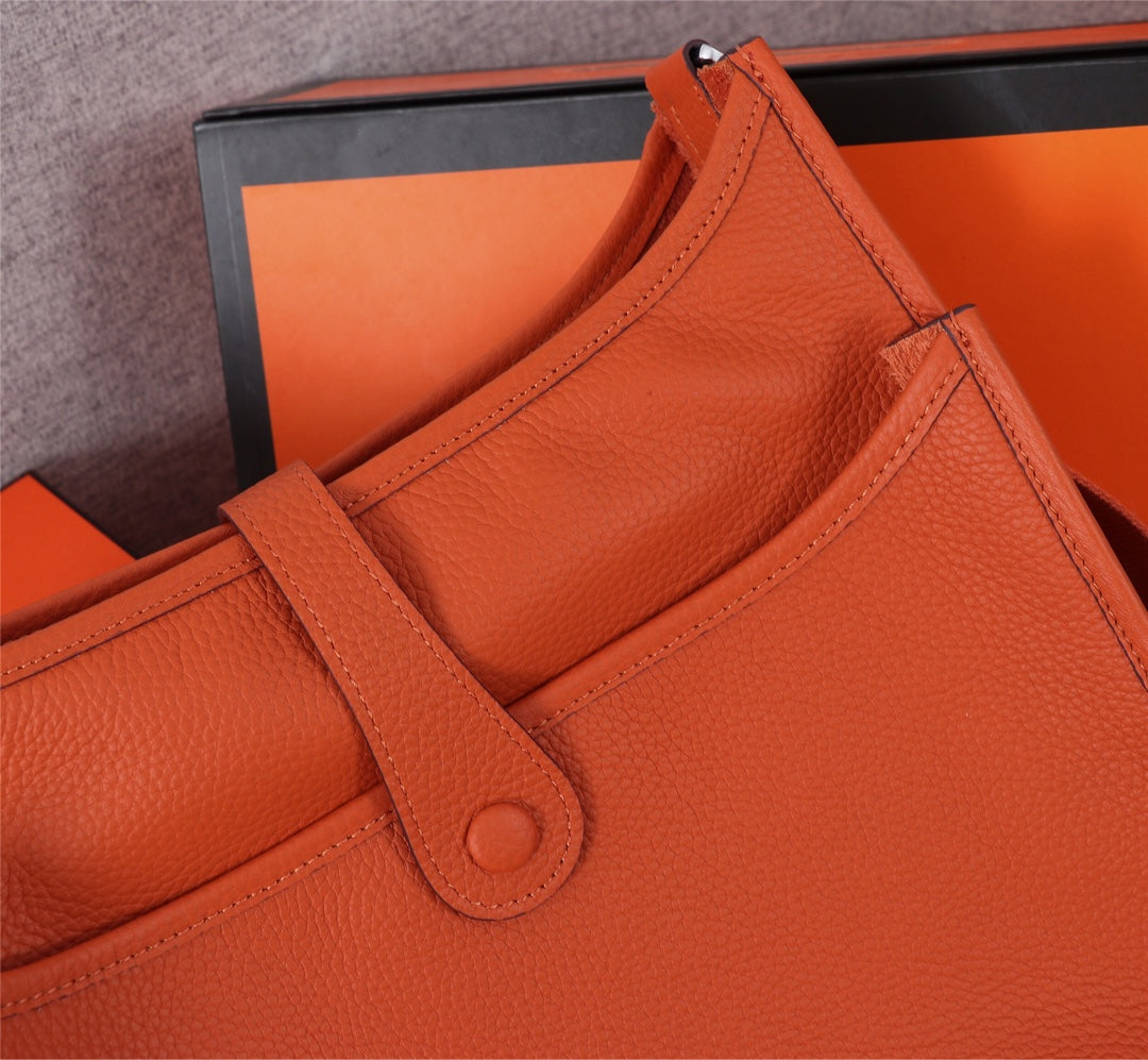 Hermès Evelyne III 29 PM Clemence Leather Shoulder Bag - Orange