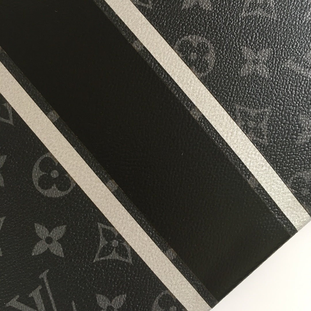Louis Vuitton Monogram Eclipse Pochette Voyage MM Clutch Bag - Black/Grey
