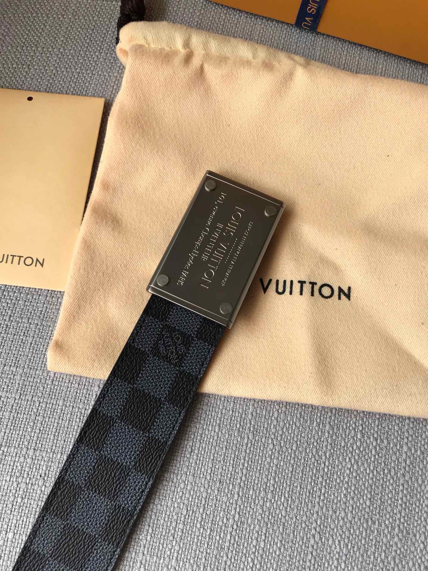 Louis Vuitton Men's Damier Graphite 40mm Belt with Silver Engraved Buckle Plate, Grey/Black Canvas
