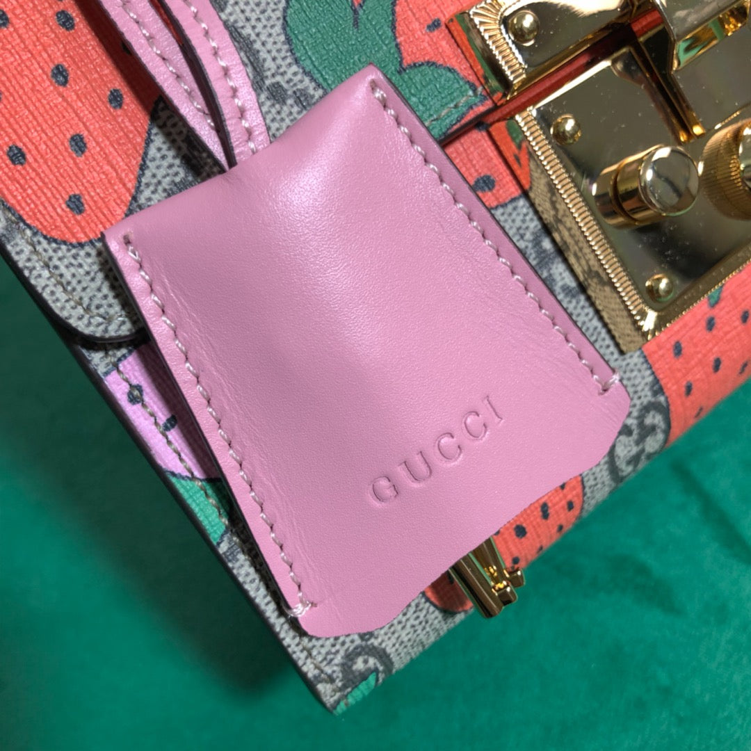 Gucci Padlock GG Supreme Strawberry Small Shoulder Bag