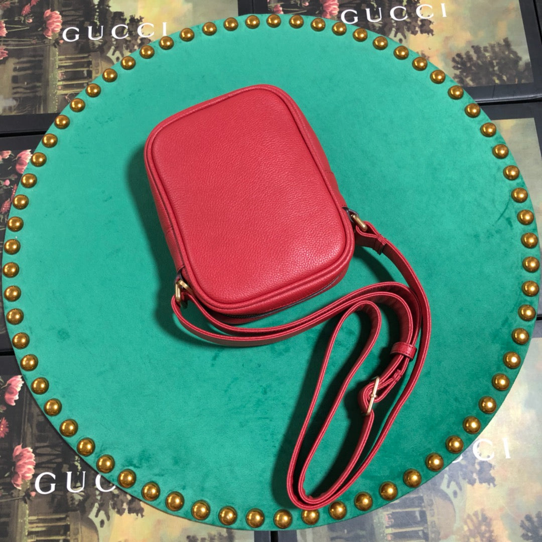 Gucci Red Vintage Logo Leather Small Shoulder Crossbody Bag