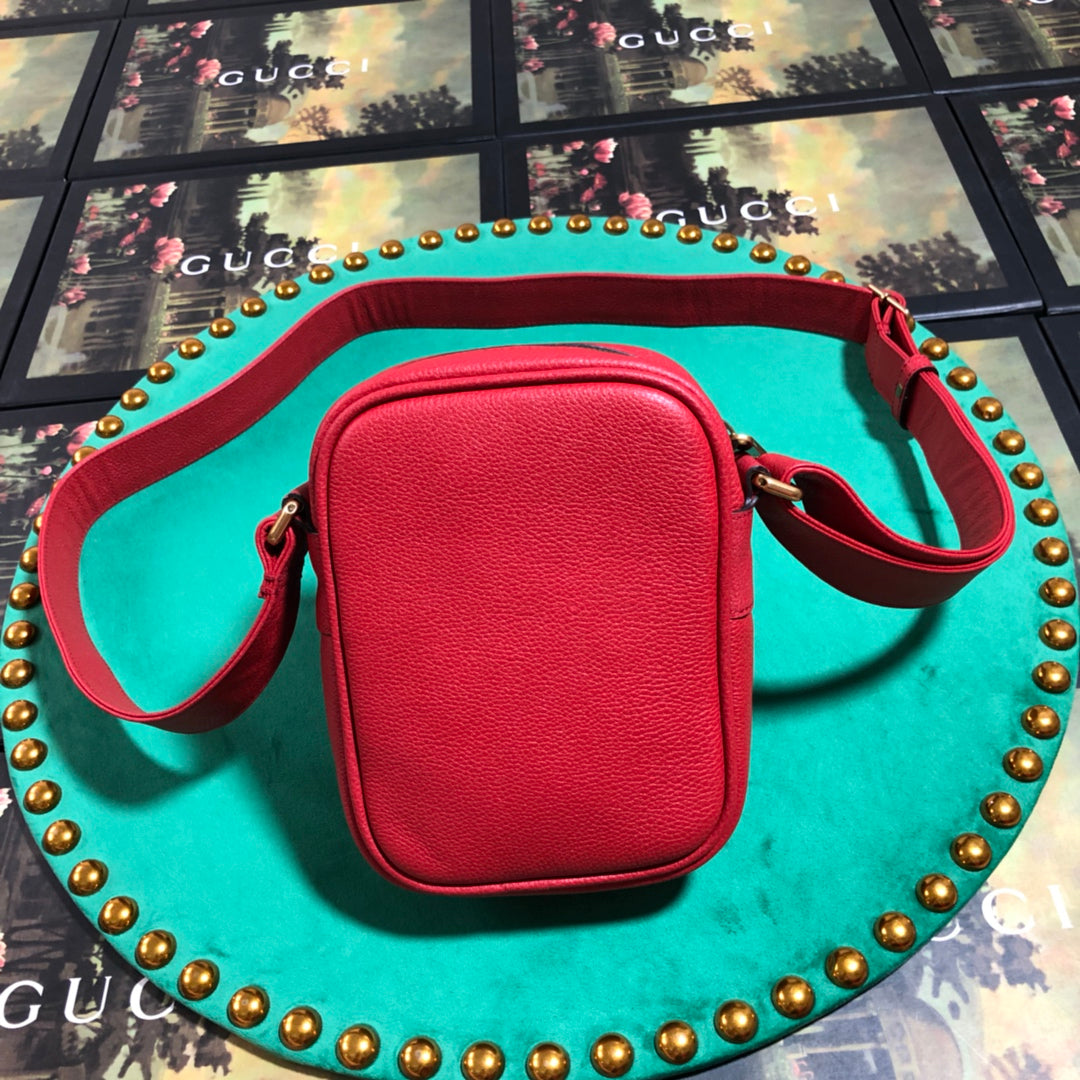 Gucci Red Vintage Logo Leather Small Shoulder Crossbody Bag