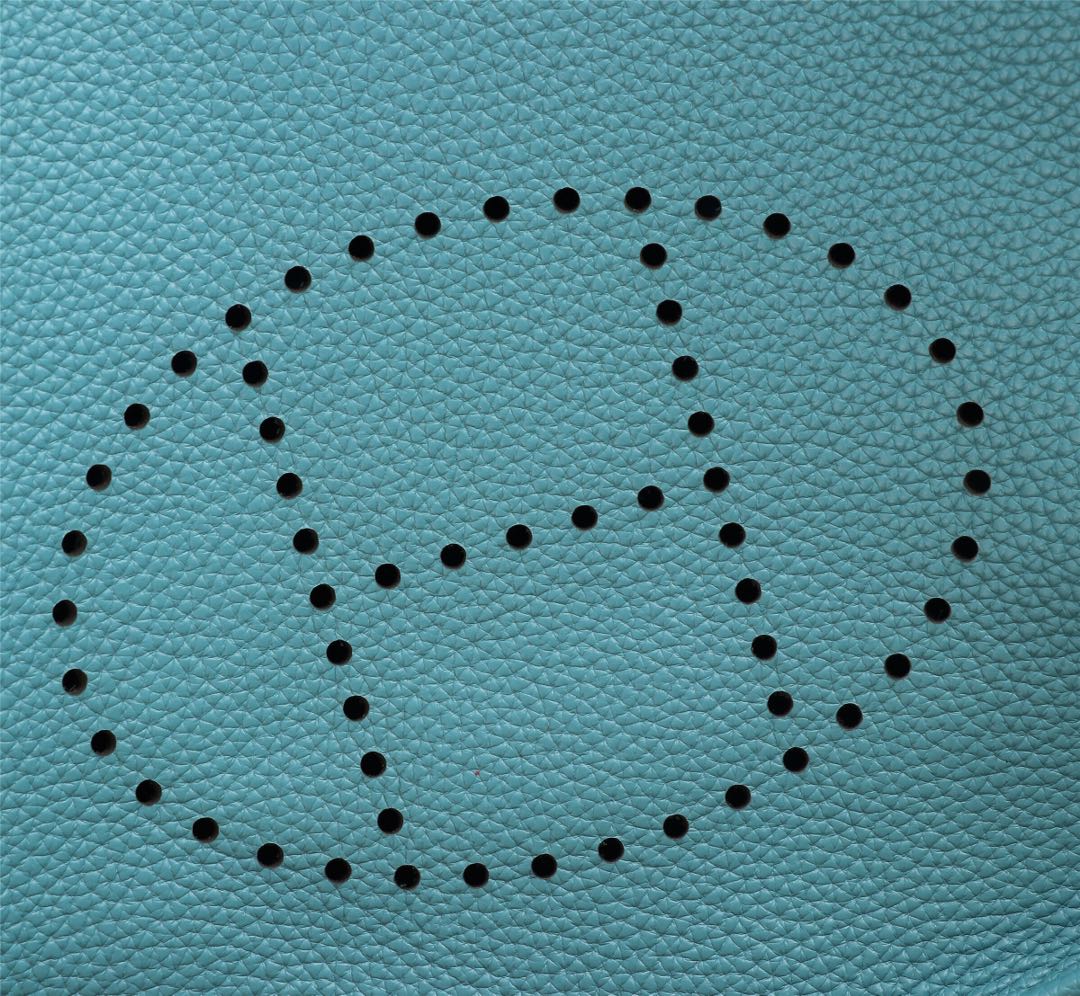 Hermès Evelyne III 29 Clemence Leather Shoulder Bag - Teal Blue