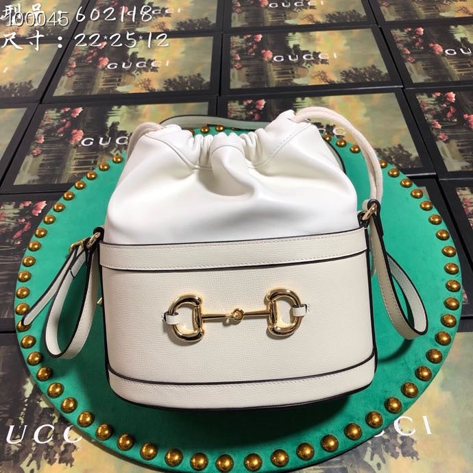 Gucci Horsebit 1955 Small Bucket Bag - White Leather