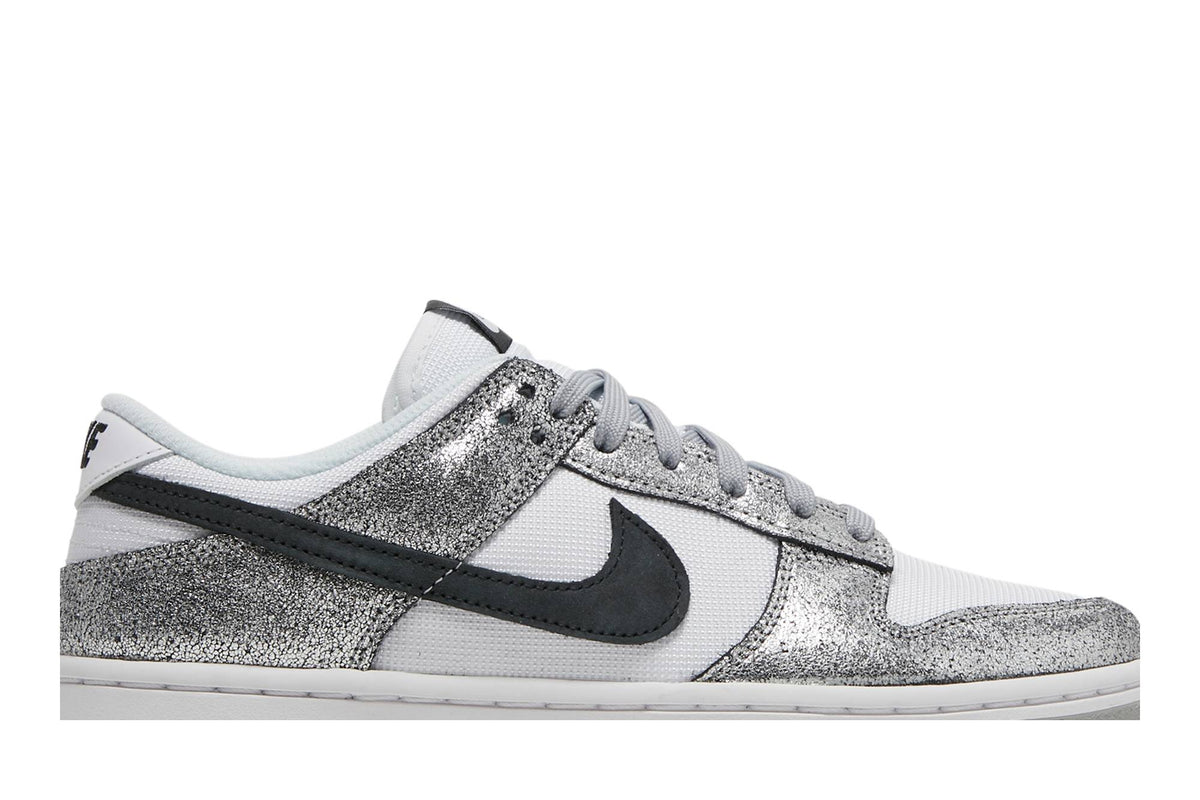 ( Women ) Nike Dunk Low 'Shimmer' DO5882-001