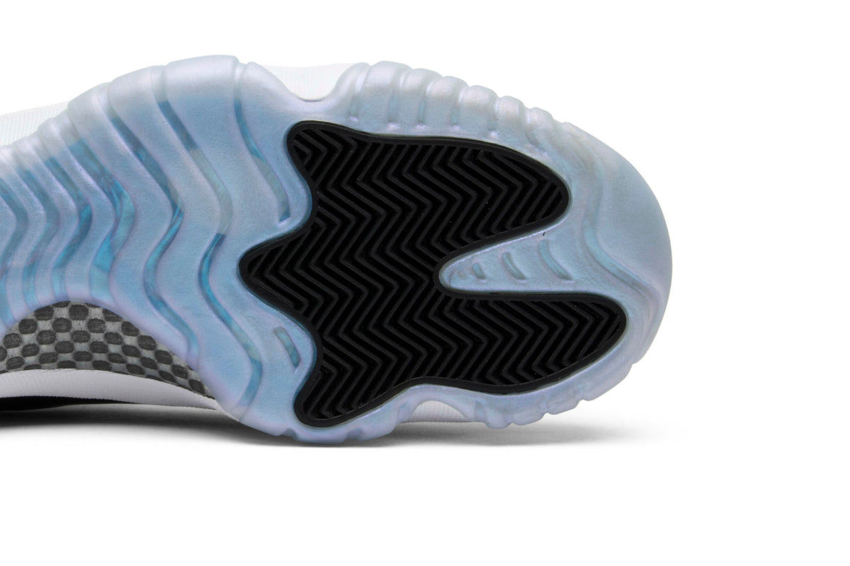 Air Jordan 11 Retro Low Emerald 528895-145