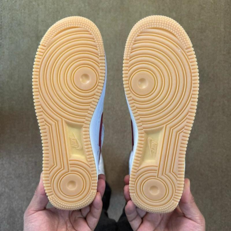 Nike Air Force 1 Low Summit White University Red Light Smoke Grey Gum Light Brown DV0788-100