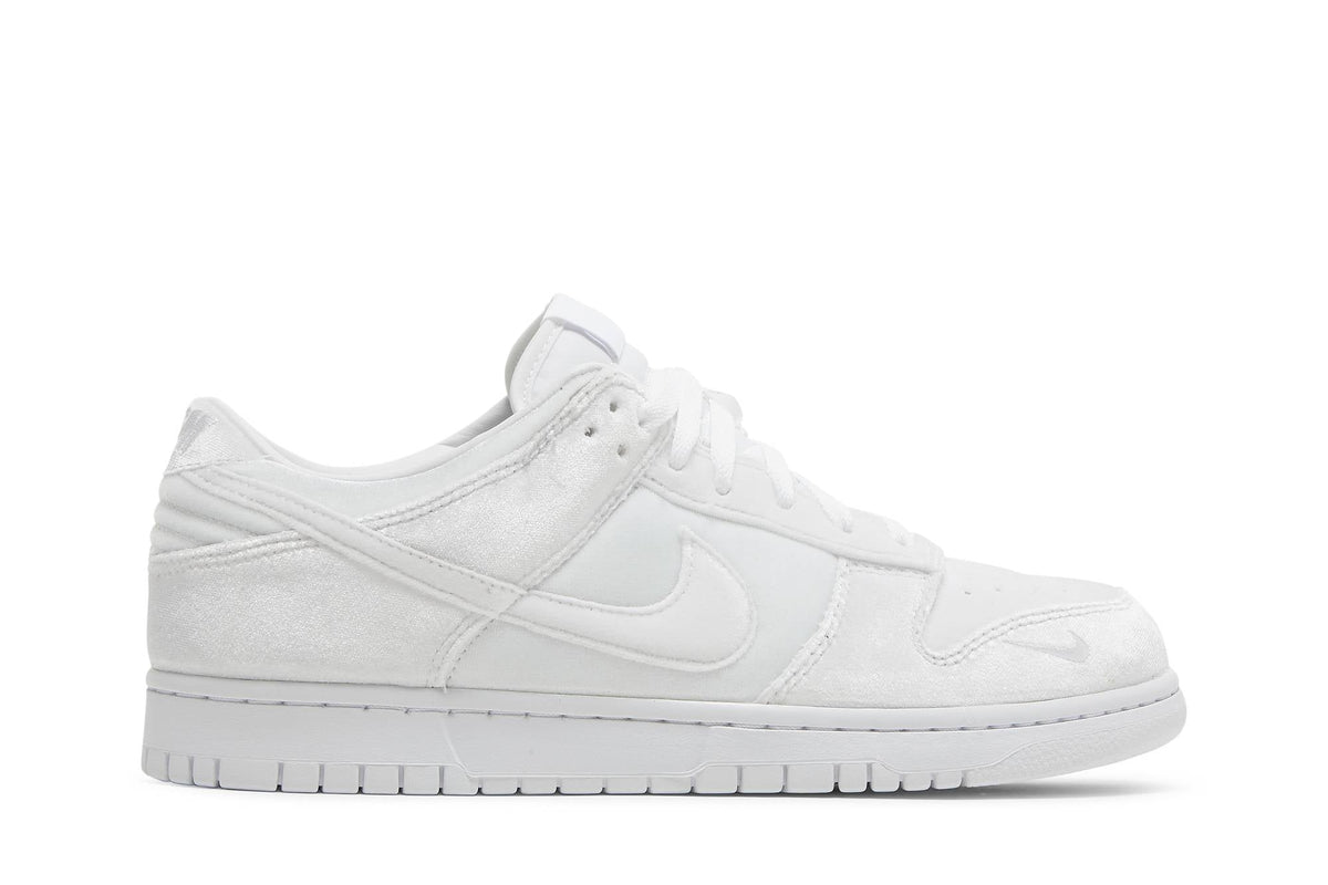 Dover Street Market X Nike Dunk Low 'Triple White' DH2686-100