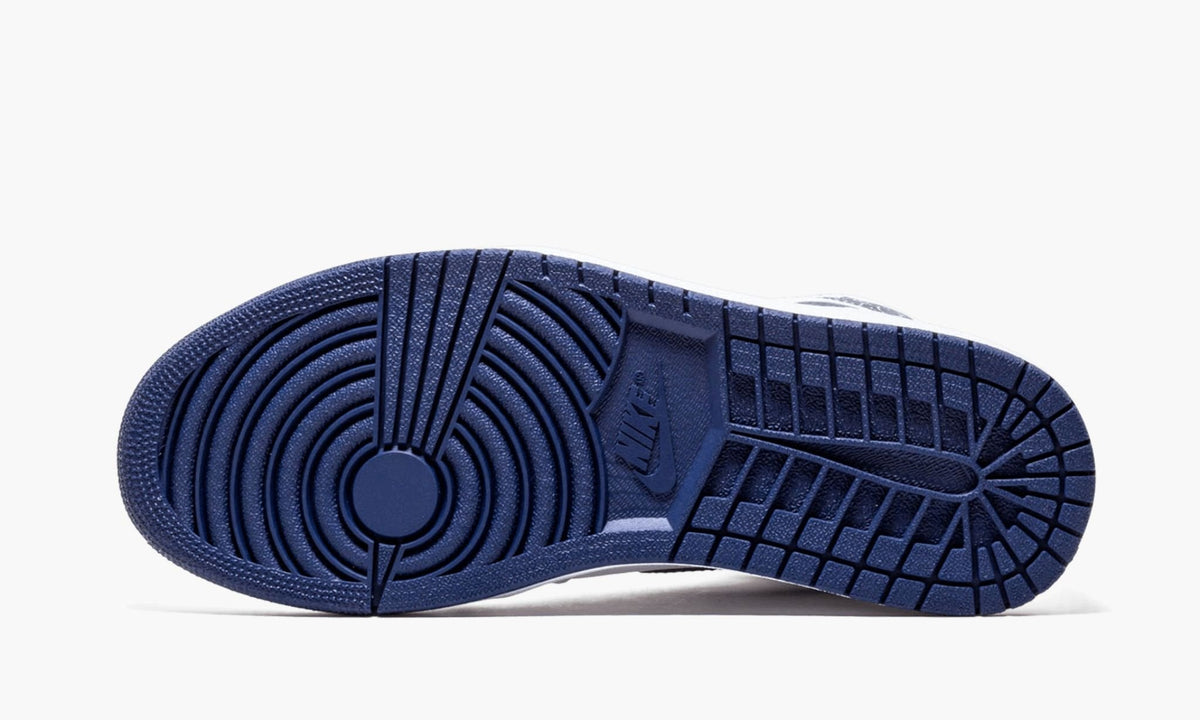 Air Jordan 1 Retro "Metallic Navy"