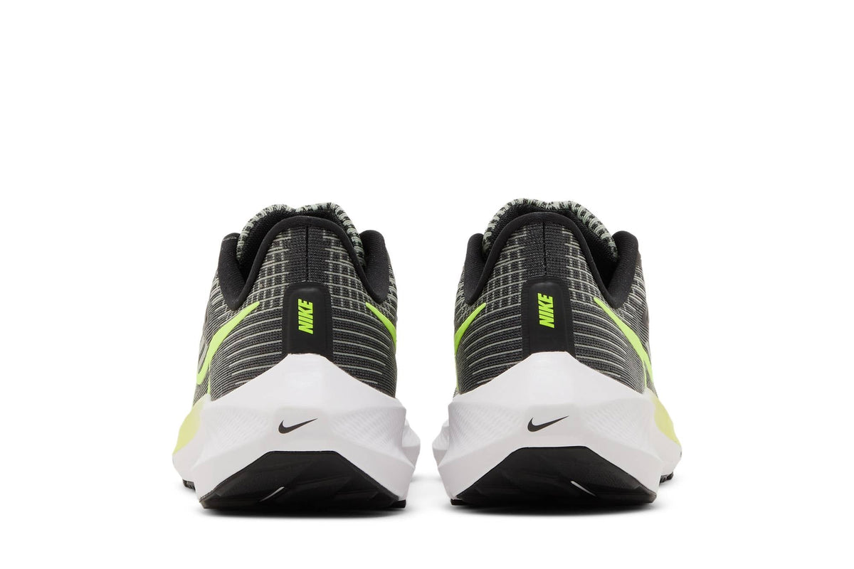 ( Grade School ) Nike Air Zoom Pegasus 39 'Black Barely Volt' DM4015-002