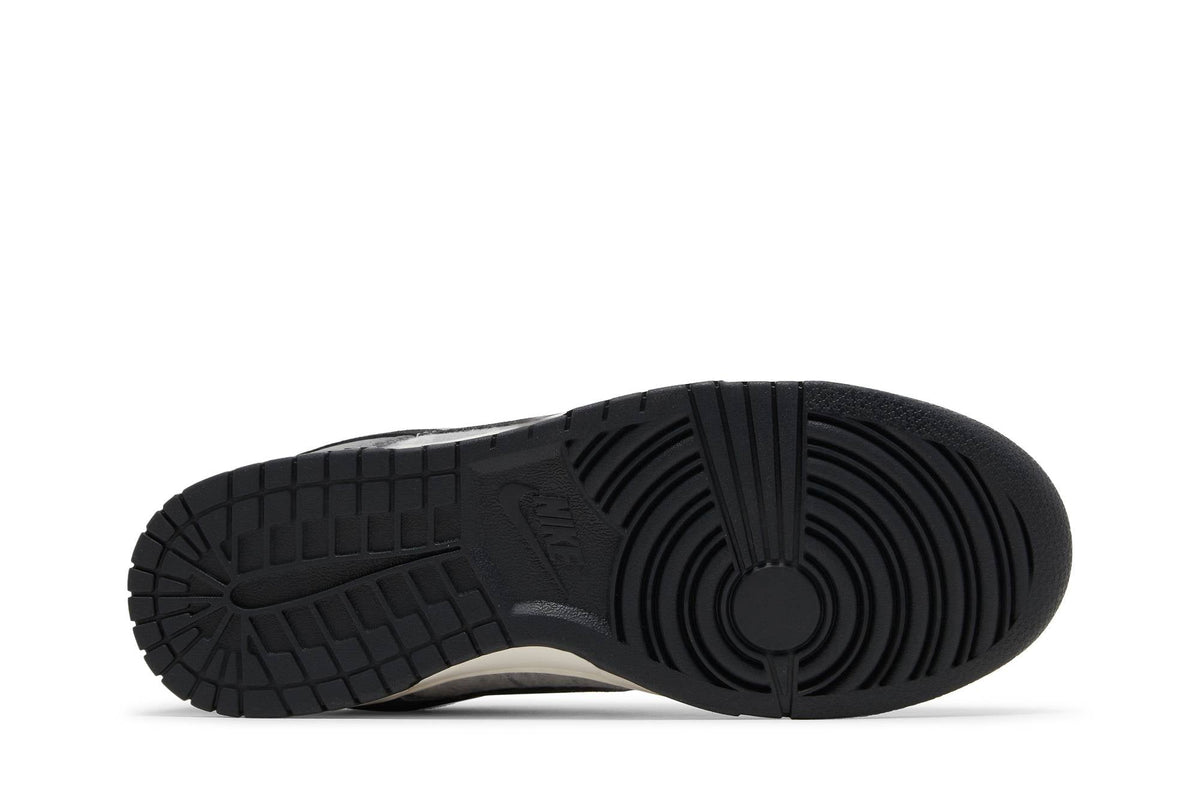 Nike Dunk Low 'Copy Paste' DQ5015-063