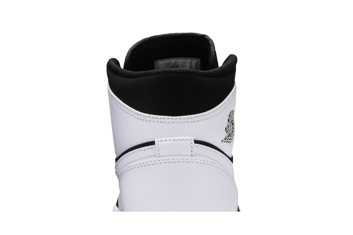 Air Jordan 1 Retro Mid Tuxedo 554724-113