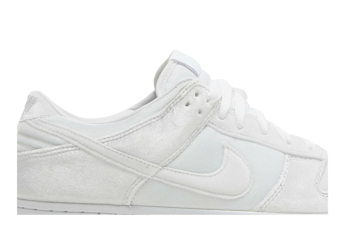 Dover Street Market X Nike Dunk Low 'Triple White' DH2686-100