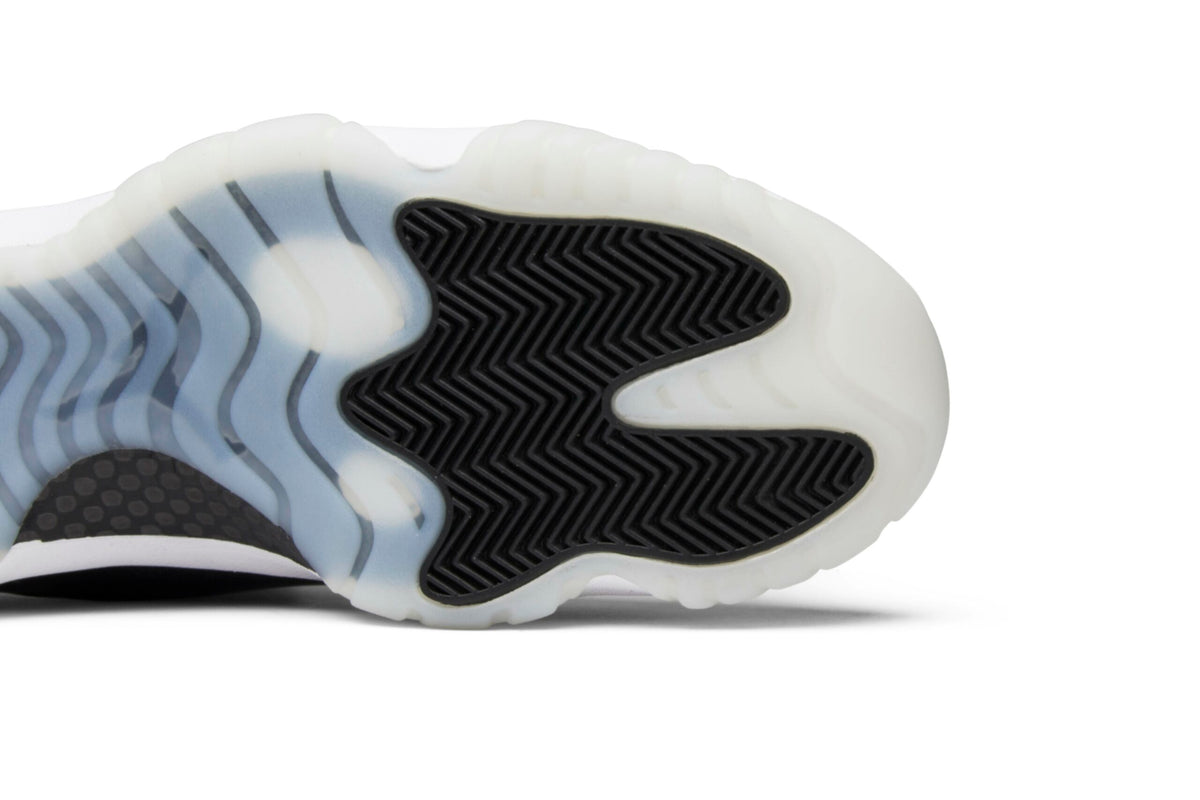Air Jordan 11 Retro Low 'Barons' 528895-010