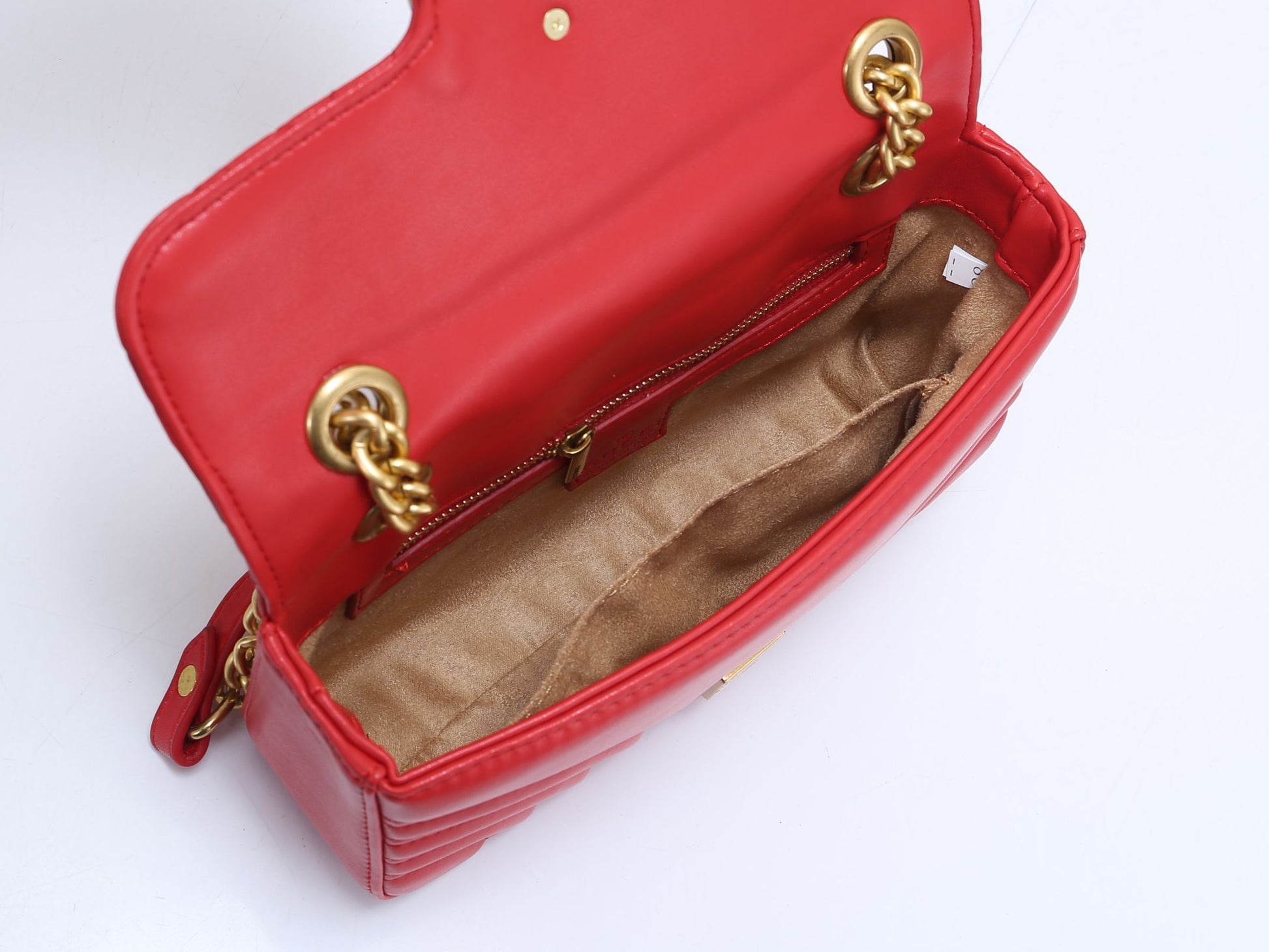 Gucci Red Quilted Chevron Leather Crossbody Bag with Gold Chain