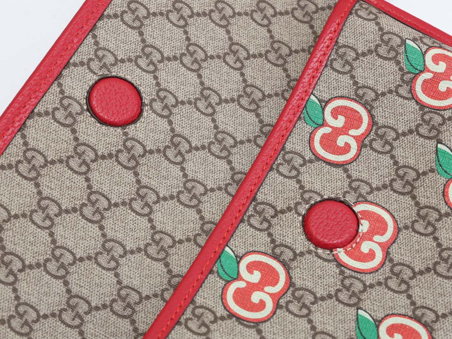 Gucci Kids GG Supreme Apple Print Belt Bag - Beige &amp; Red Canvas