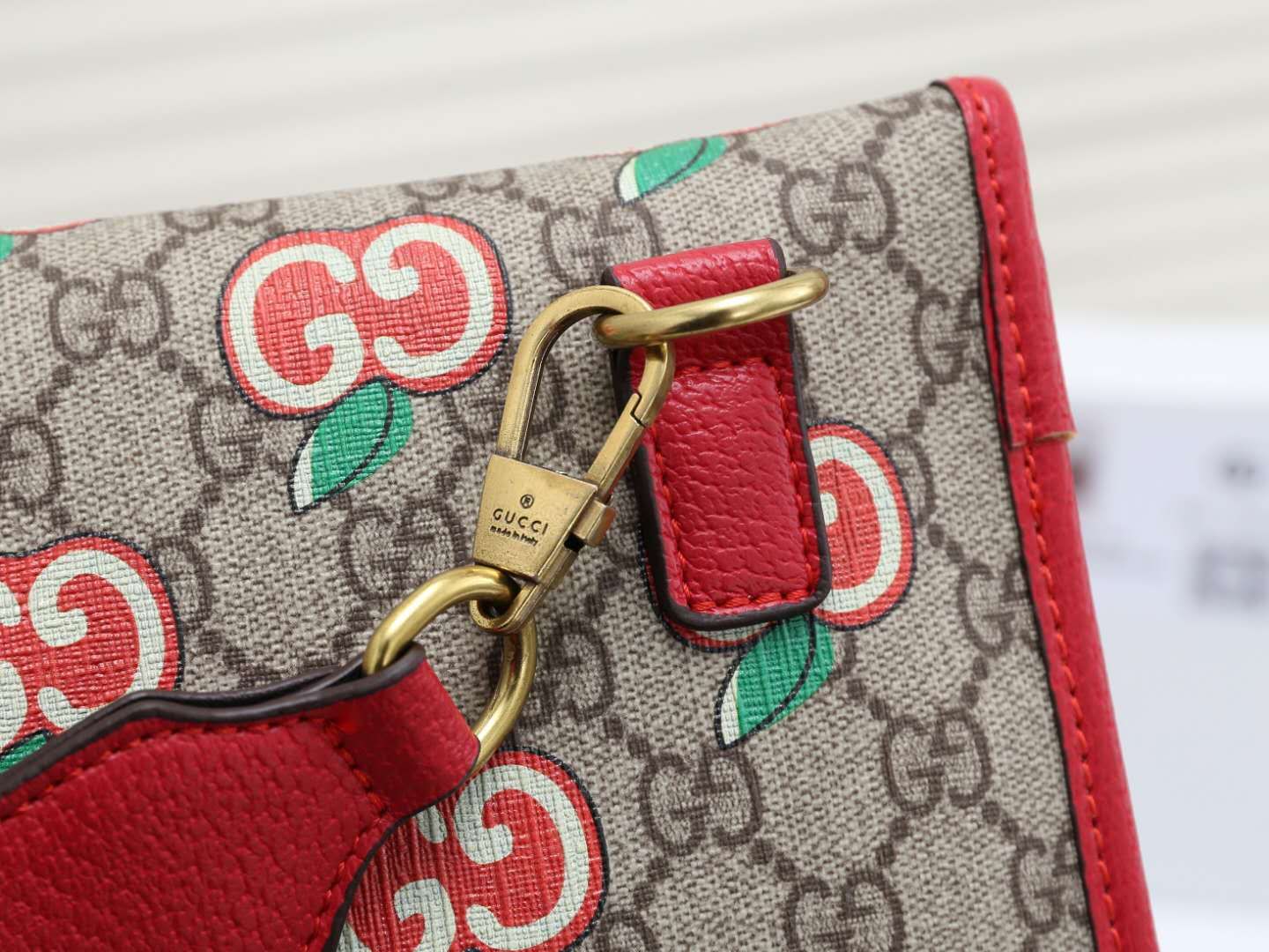 Gucci Kids GG Supreme Apple Print Belt Bag - Beige &amp; Red Canvas