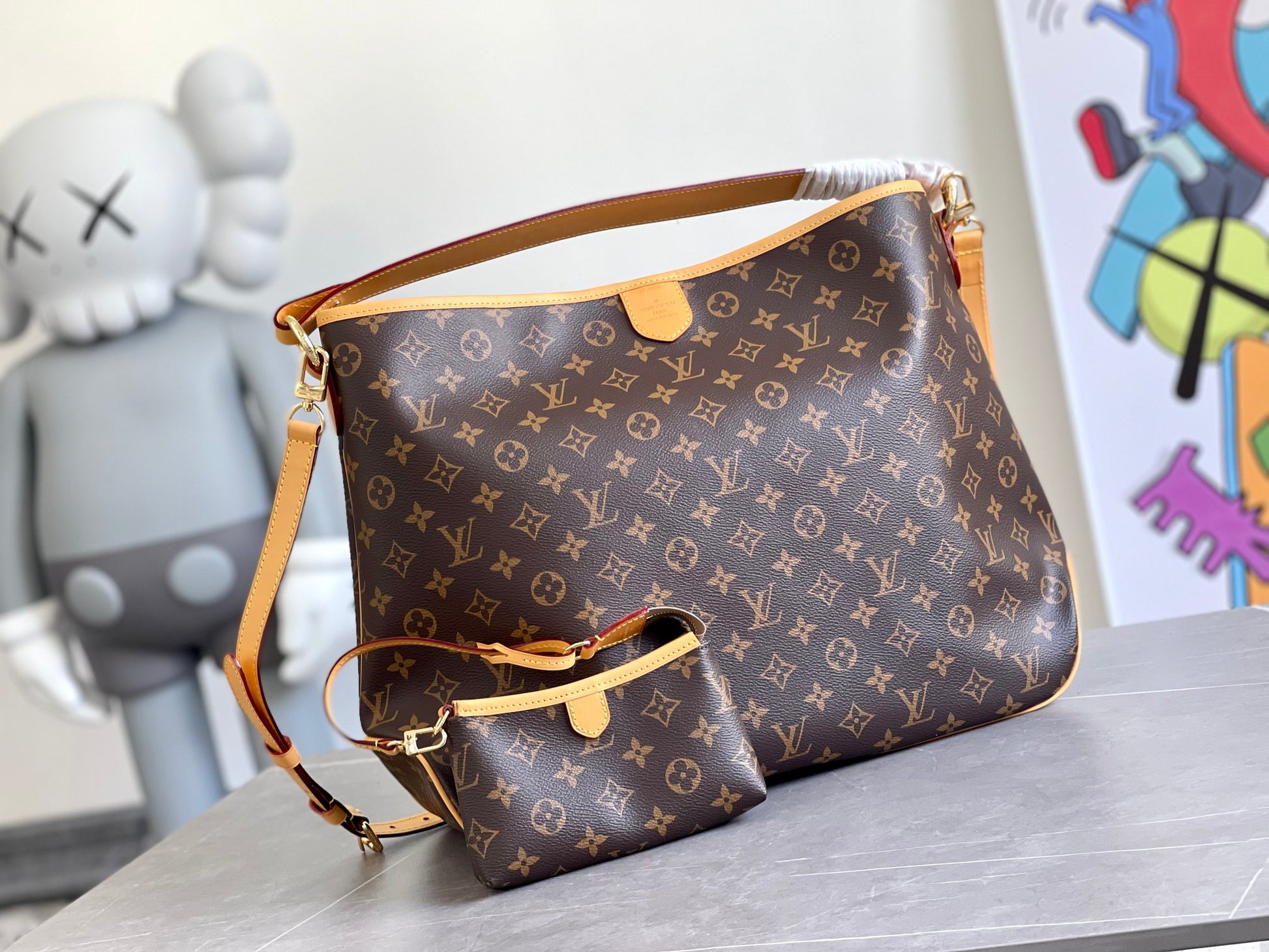 Louis Vuitton Graceful MM Monogram Canvas Shoulder Bag with Pouch