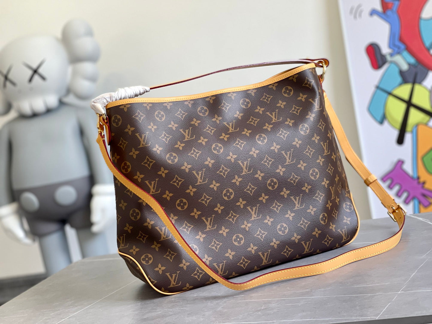Louis Vuitton Graceful MM Monogram Canvas Shoulder Bag with Pouch