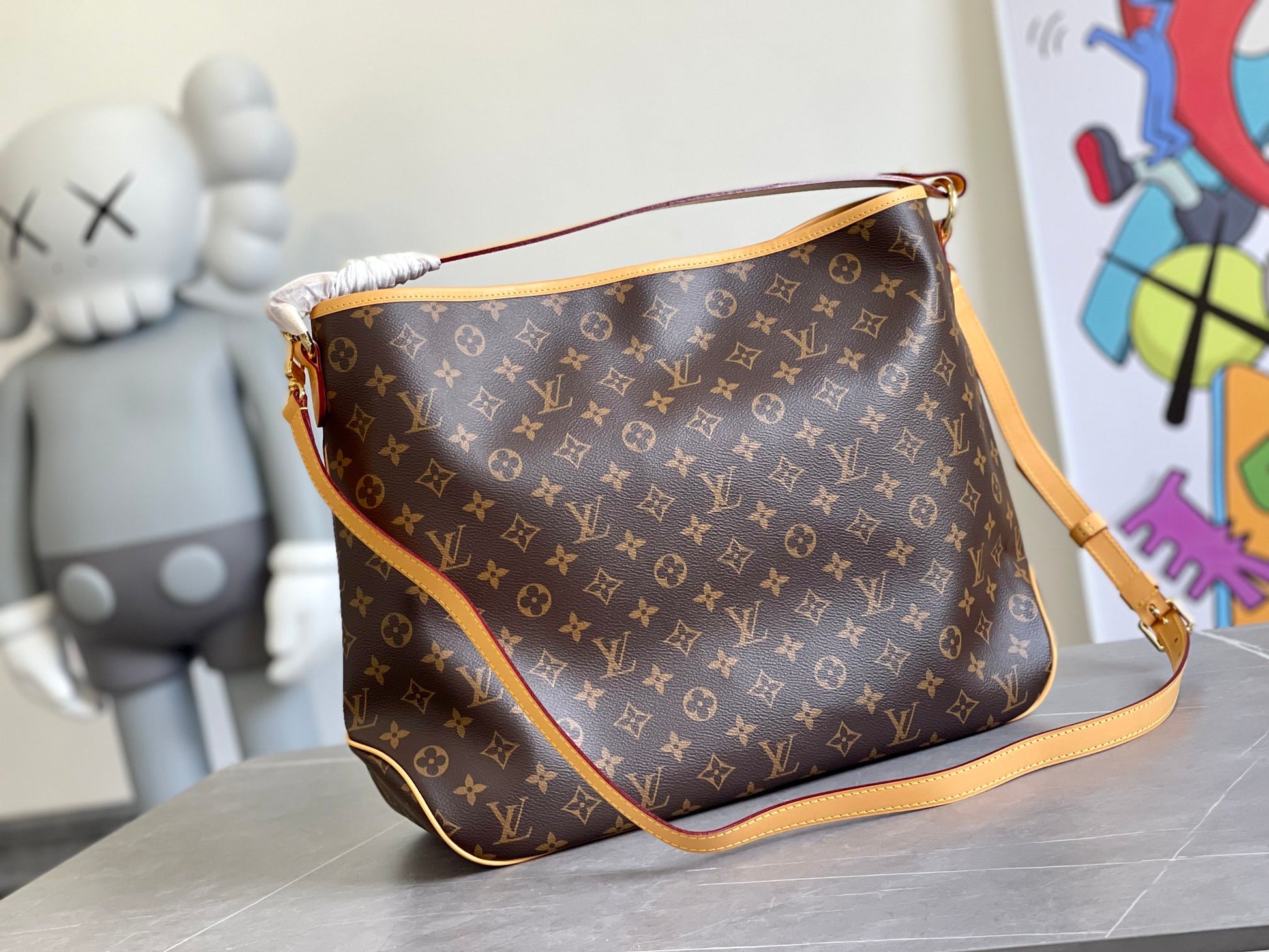 Louis Vuitton Graceful MM Monogram Canvas Shoulder Bag with Pouch