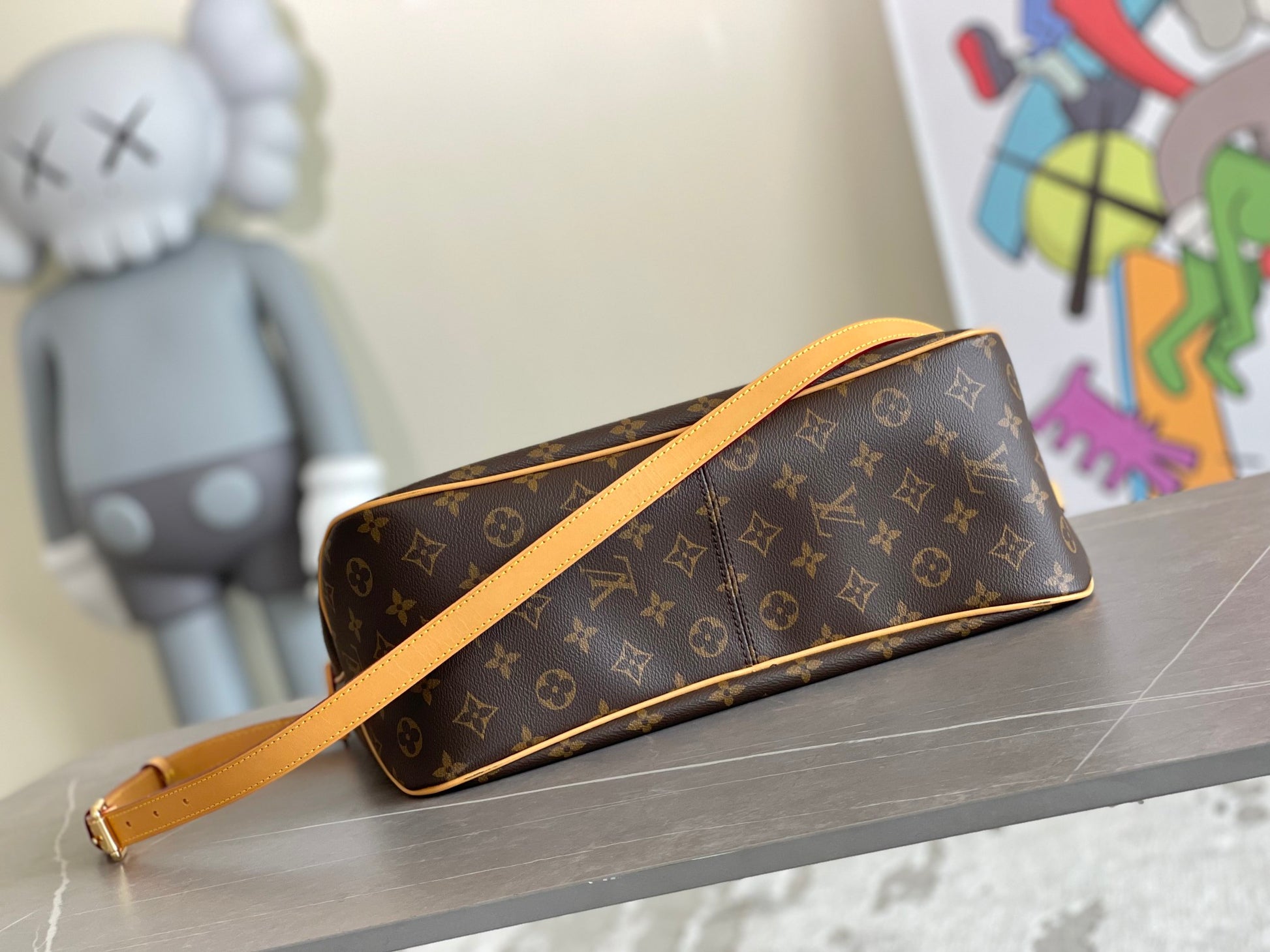 Louis Vuitton Monogram Canvas Graceful MM Hobo Bag with Pouch
