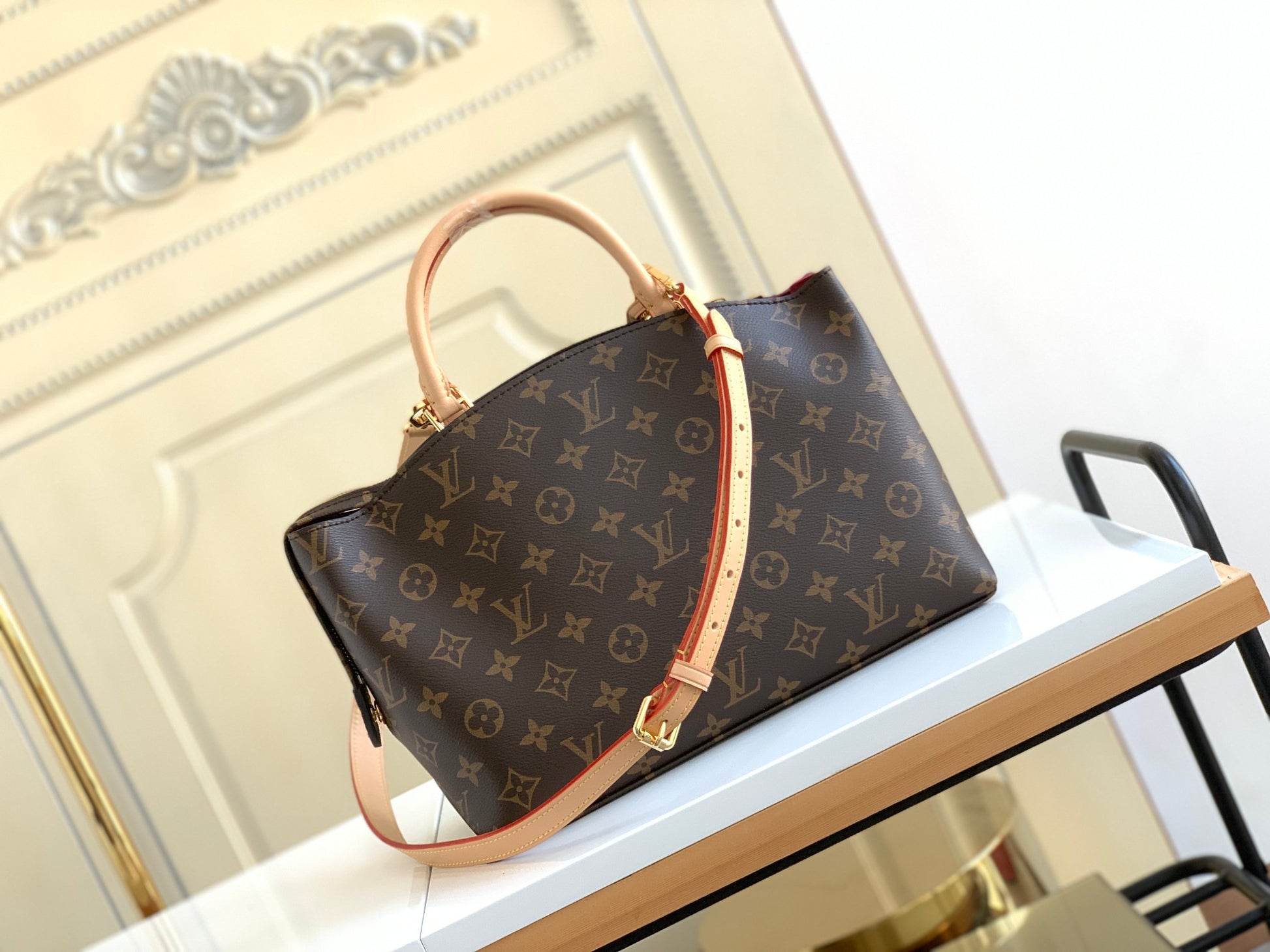 Louis Vuitton Montaigne BB Monogram Canvas Handbag - Brown