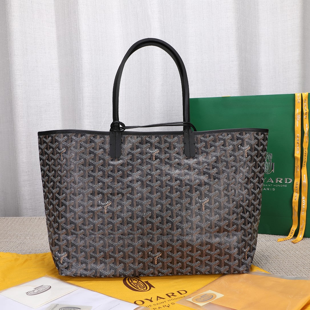 Gogy Classic Chevron Pattern Tote Bag with Reading Owl Print and Pouch